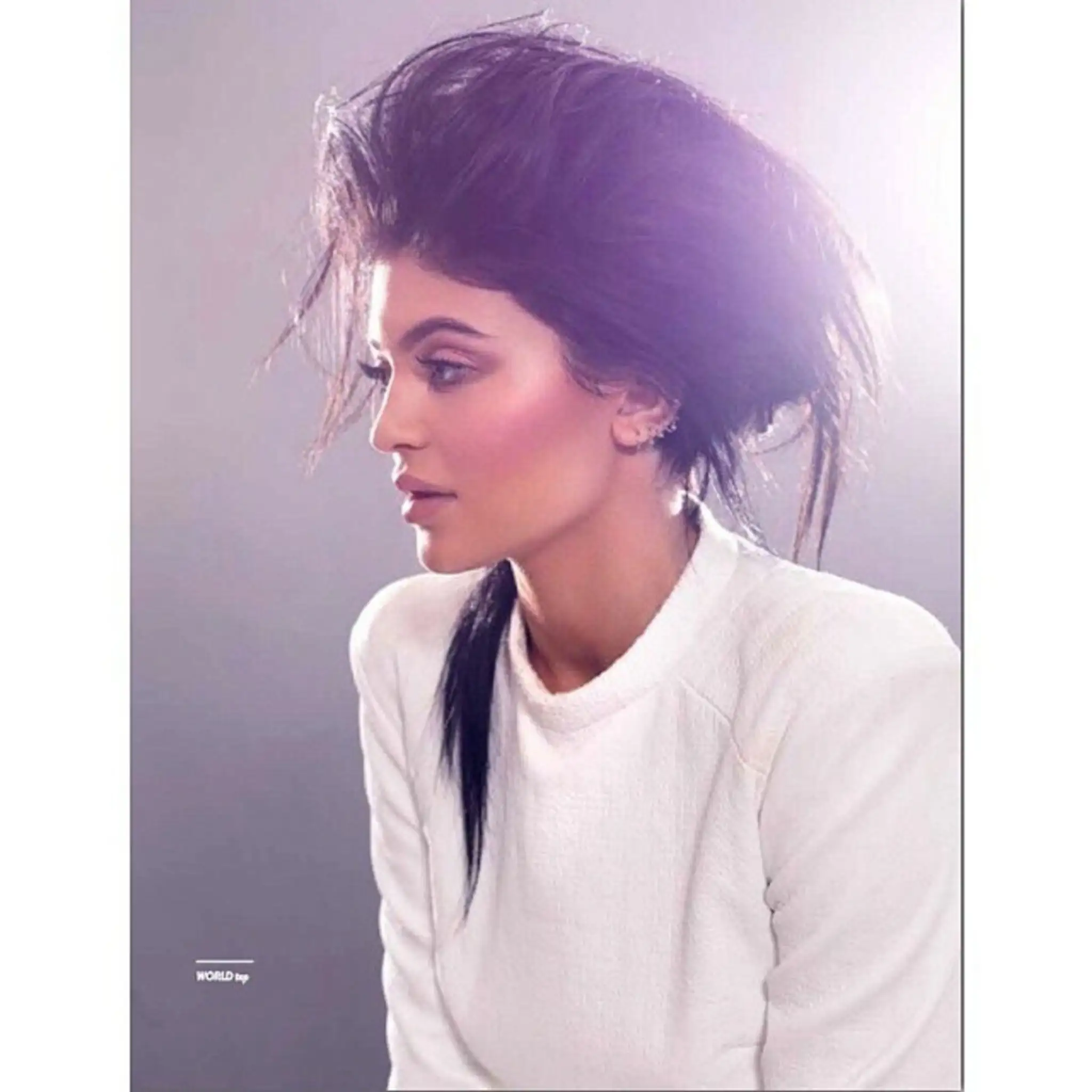 Kylie Jenner v magazíne Remix.