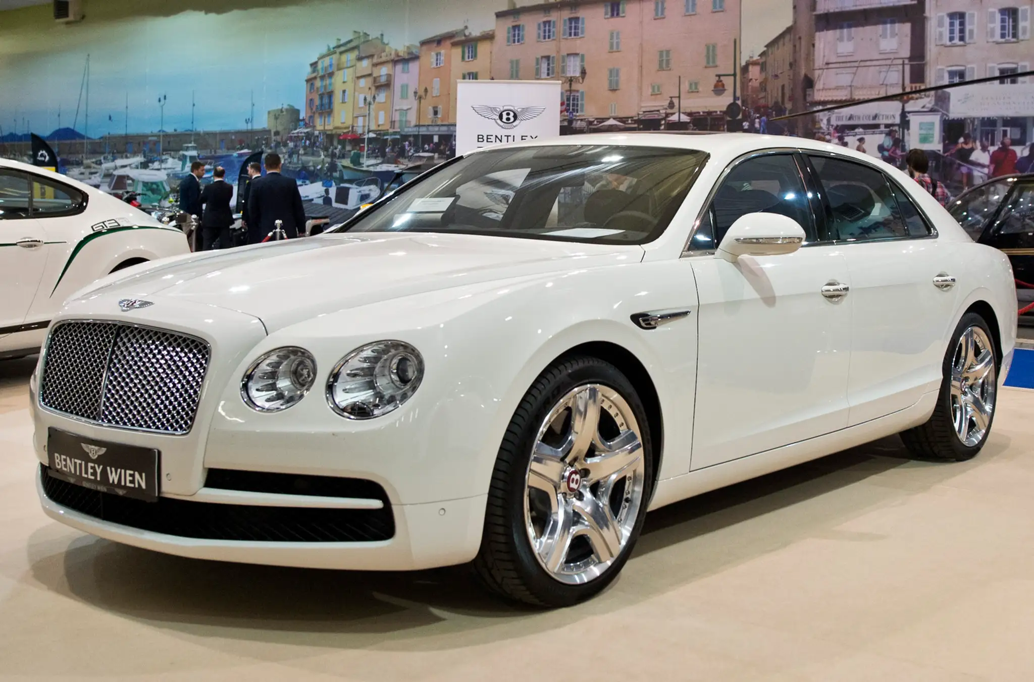 Bentley Flying Spur V8