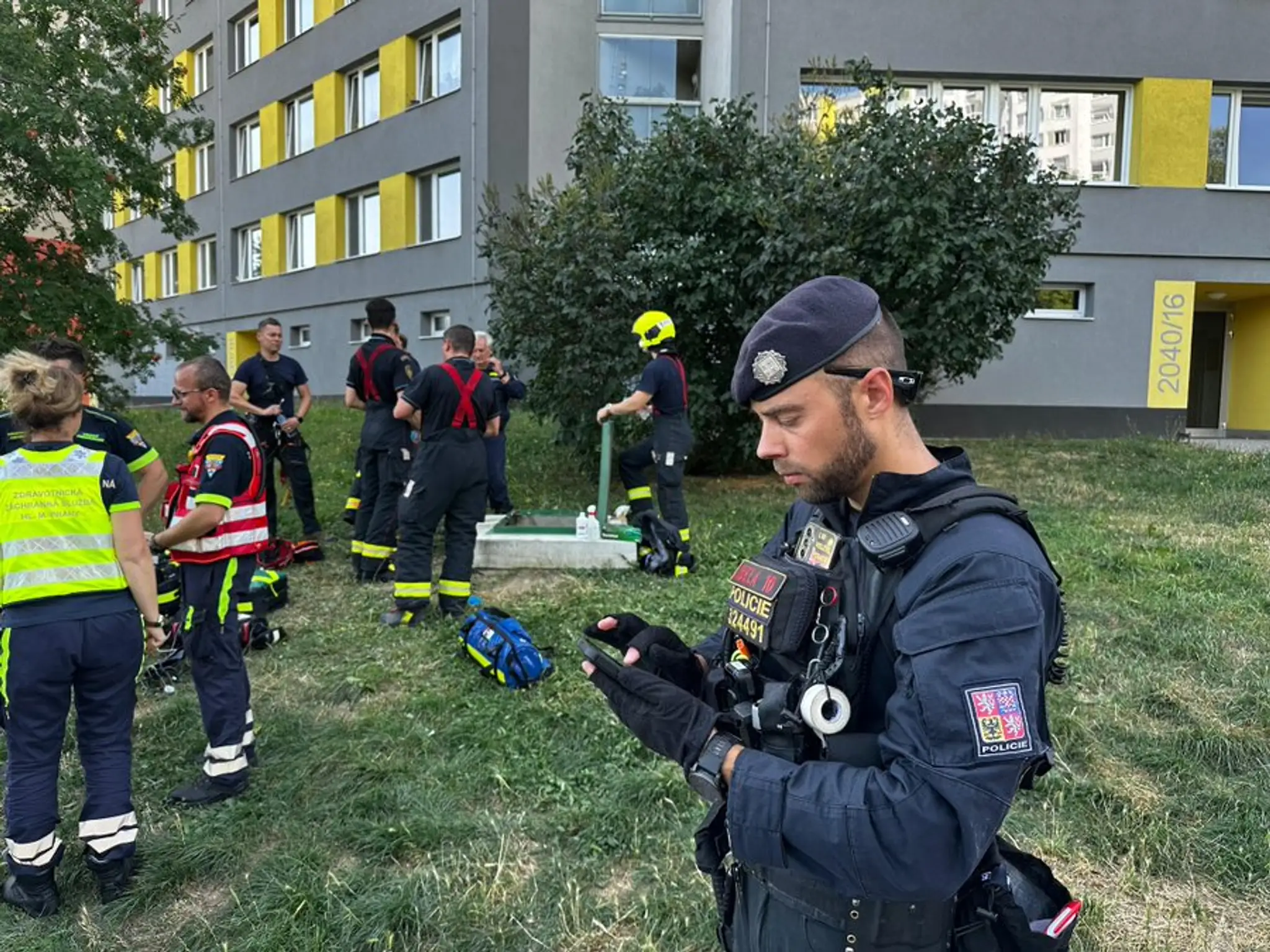 Pri explózii potrubia v Prahe zomrel muž.