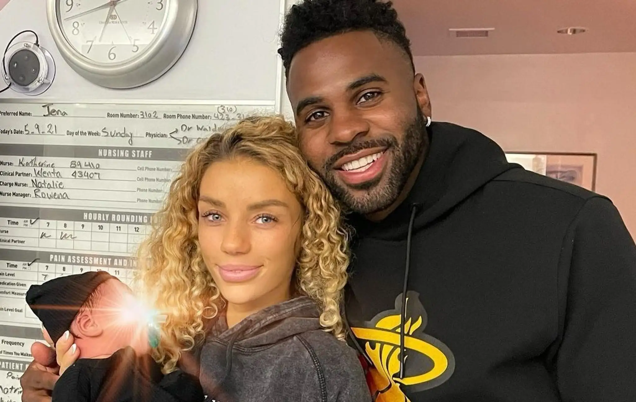 Jason Derulo a Jena Frumes sú rodičia