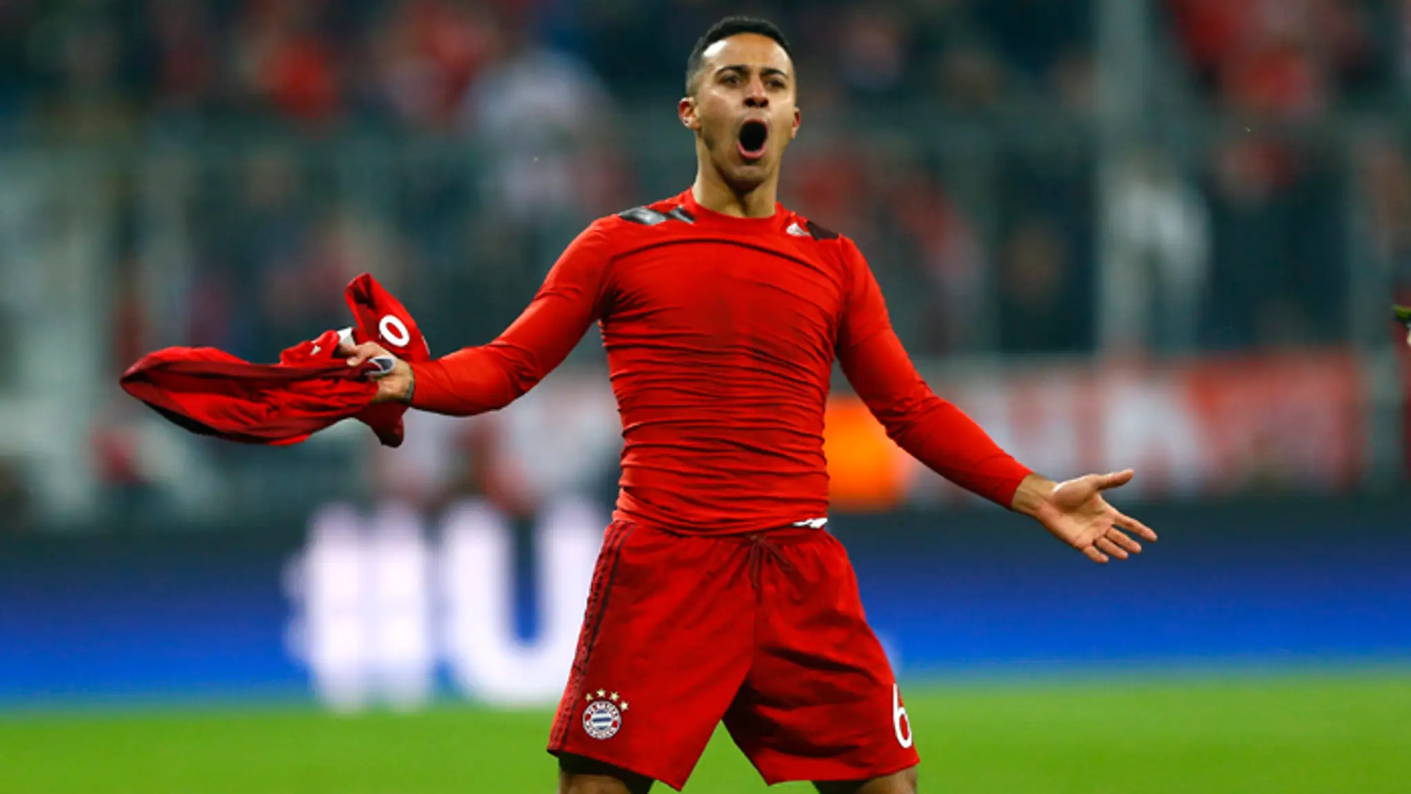 Hráči Bayernu Thiago Alcantara.