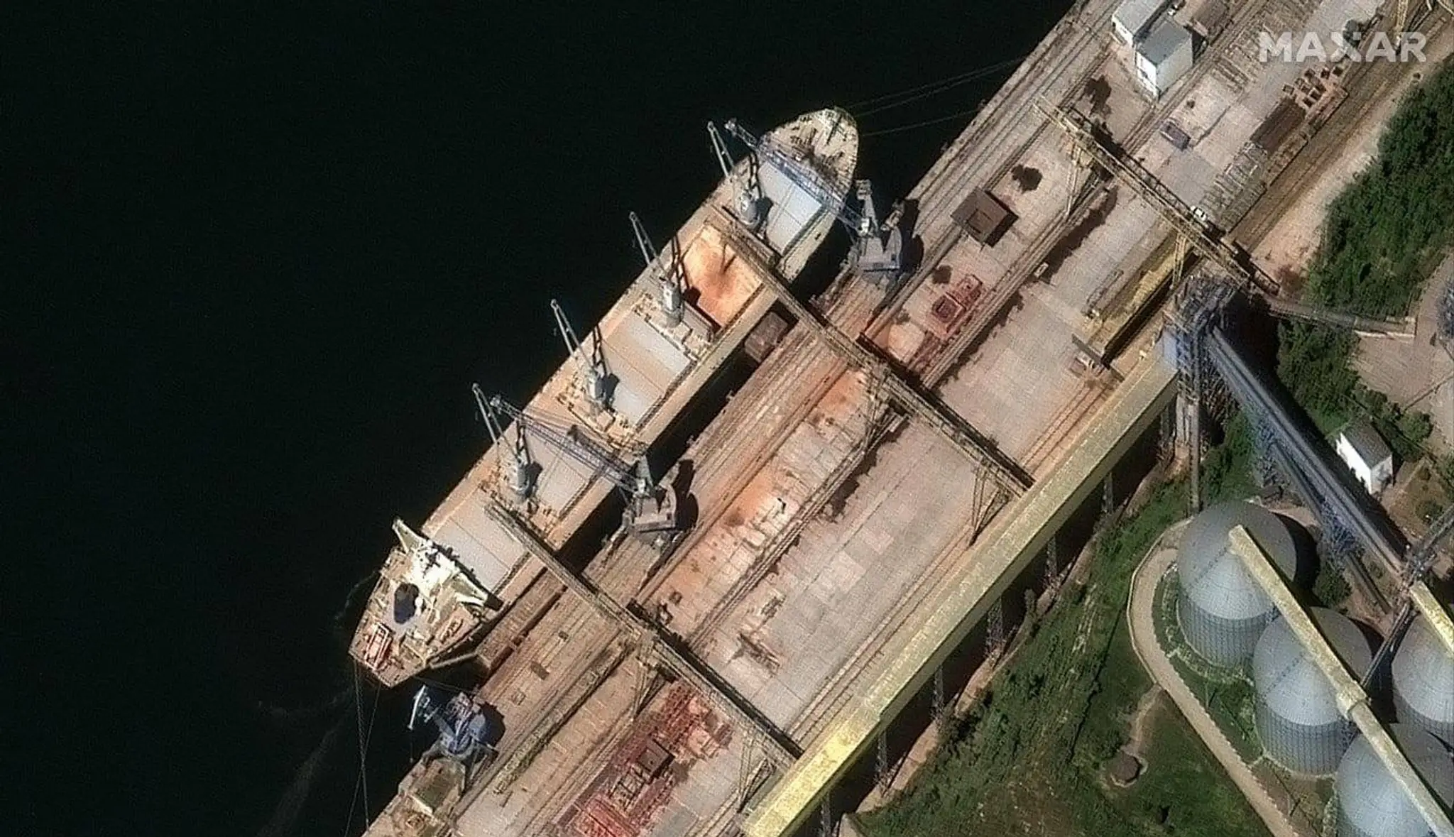 Ruské lode s ukrajinským obilím 