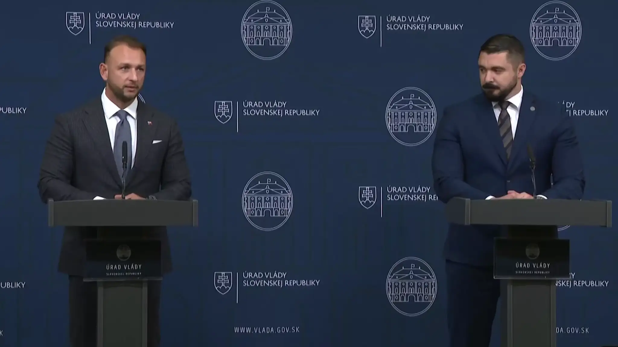 Minister Matúš Šutaj Eštok a šéf SIS Pavol Gašpar. 