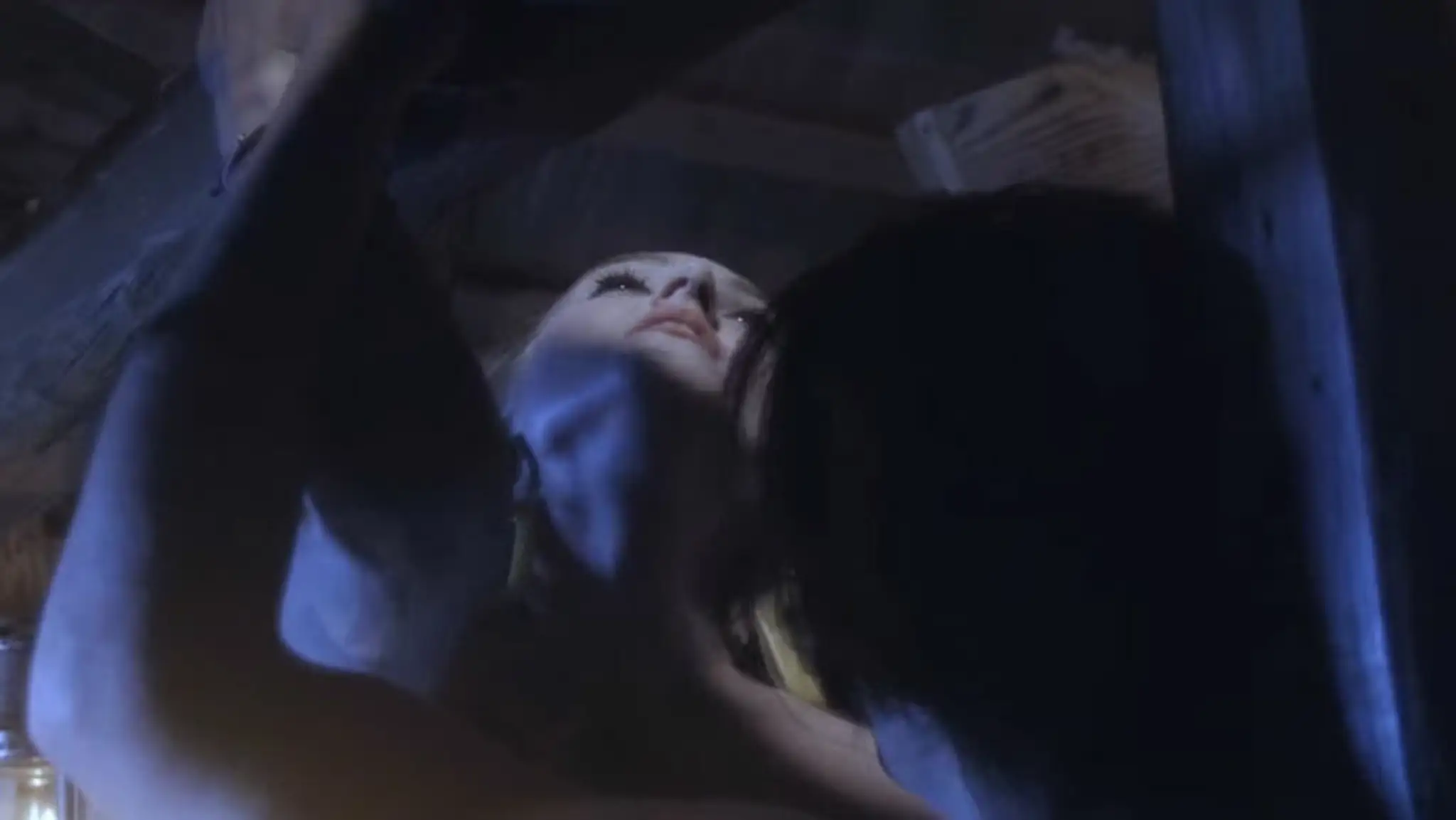 Lucia Sládečková a Miro Čech vo videoklipe Marka Danna