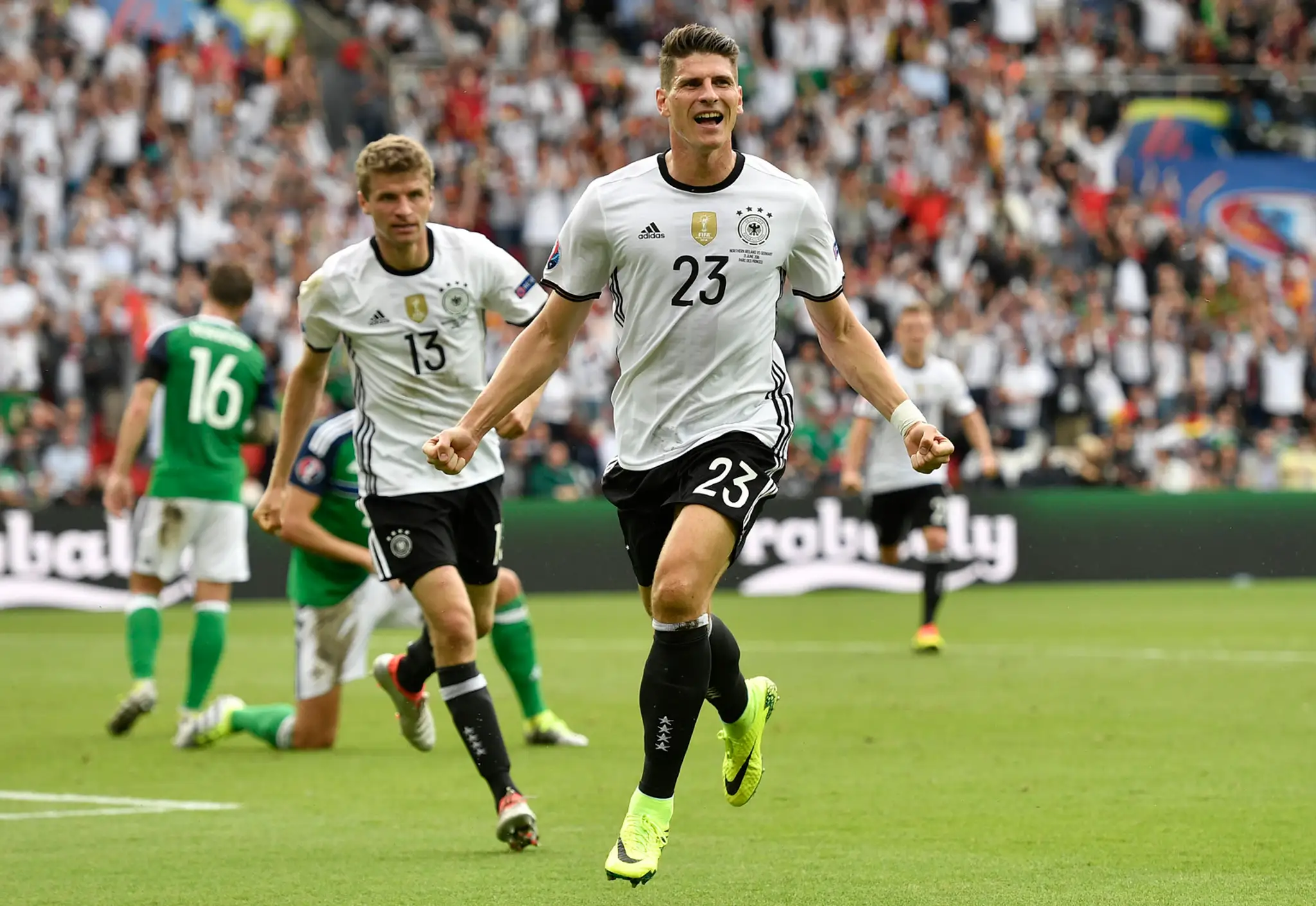 Strelec jediného gólu v zápase Nemecka so Severným Írskom bol Mario Gomez.