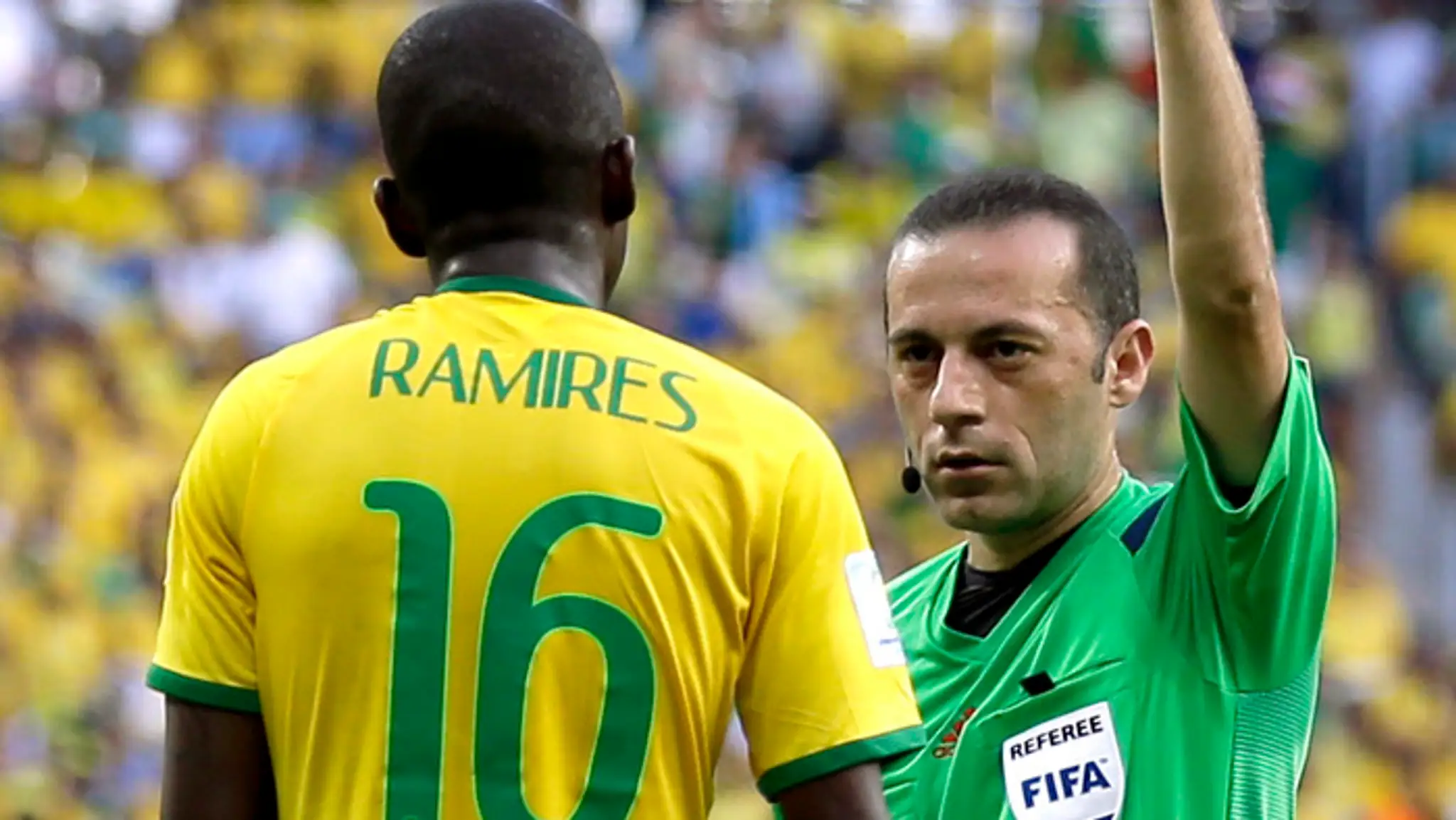 Turecký rozhodca Cuneyt Cakir na archívnej snímke.