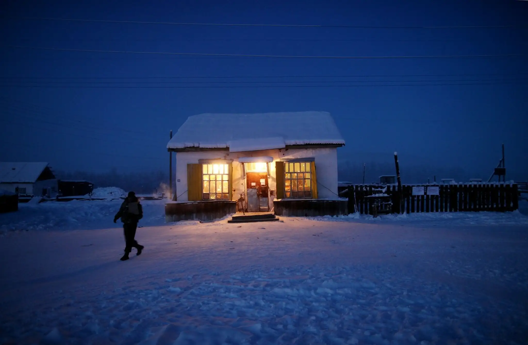 Jediný obchod v dedine Oymyakon poskytuje dedinčanom všetko čo potrebujú