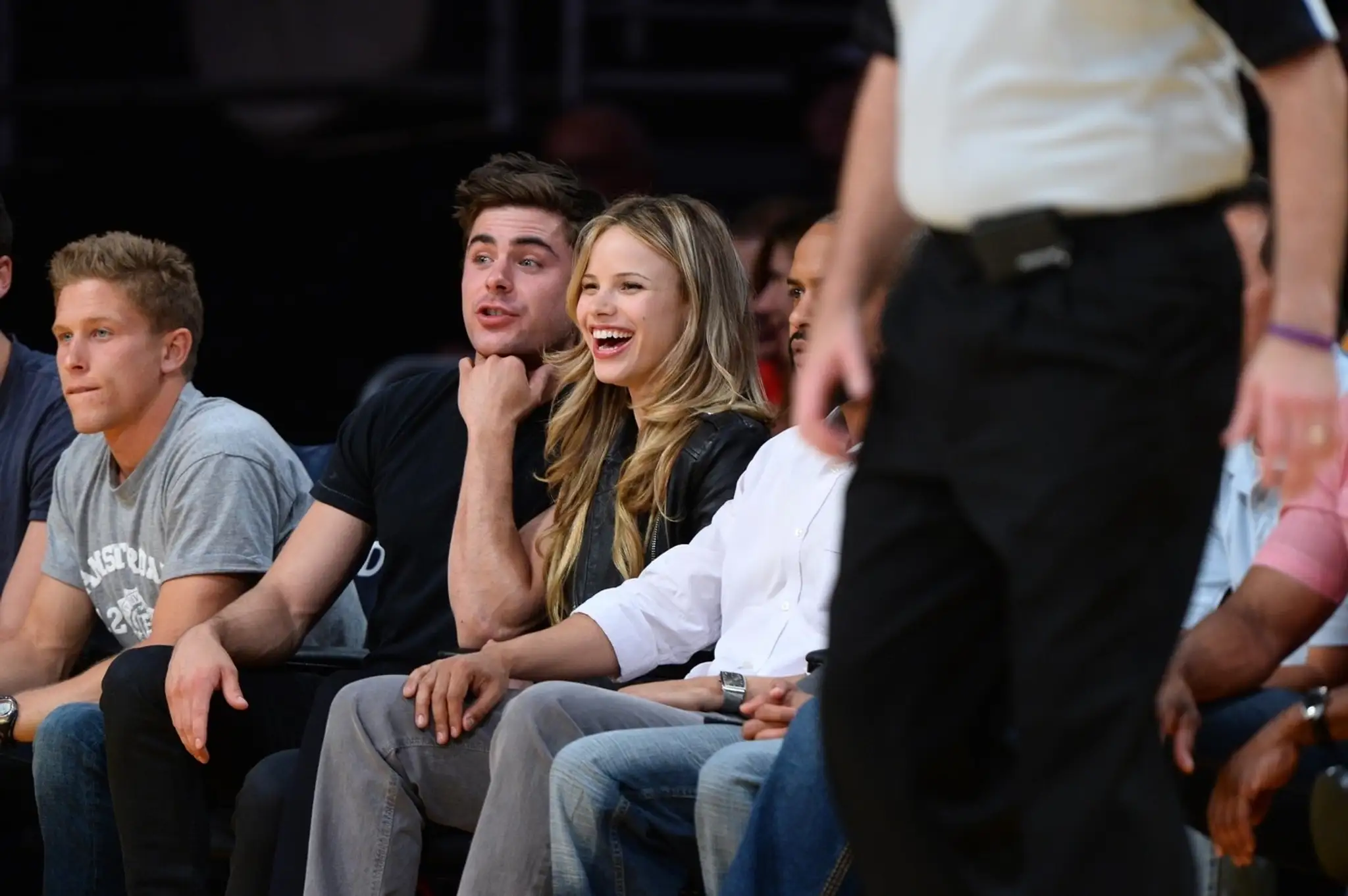 Zac Efron a Halston Sage