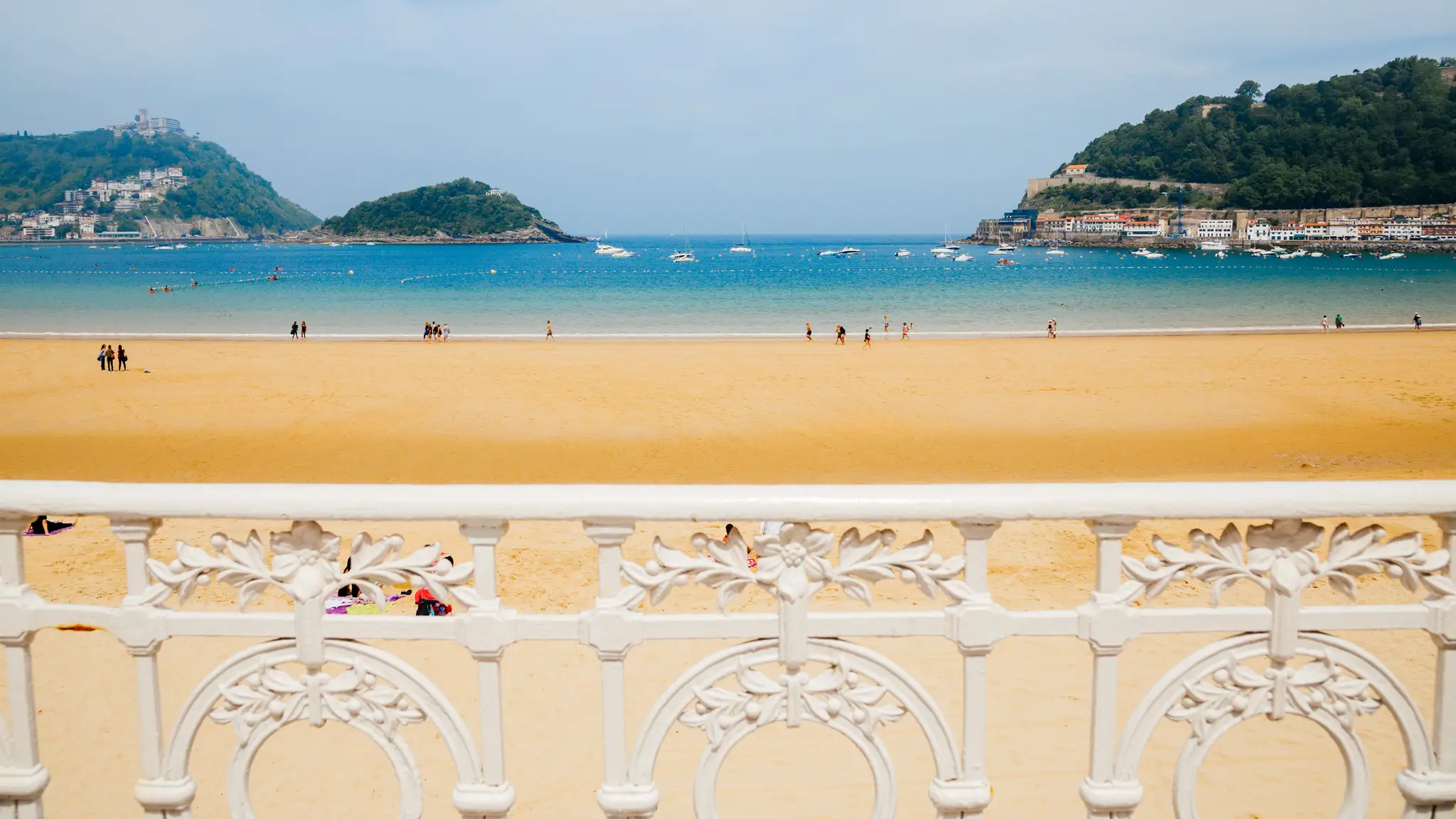  La Concha Beach.