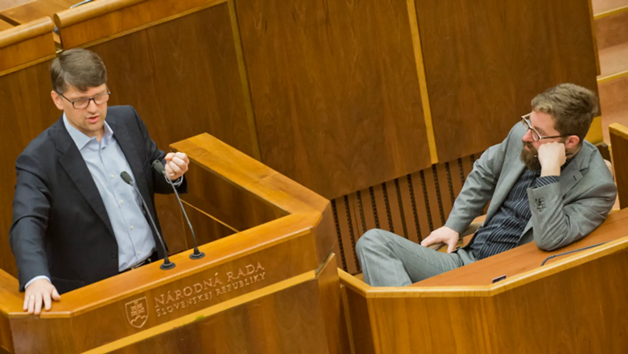 Marek Maďarič (Smer-SD) a Martin Poliačik (nezaradený) na archívnej snímke.