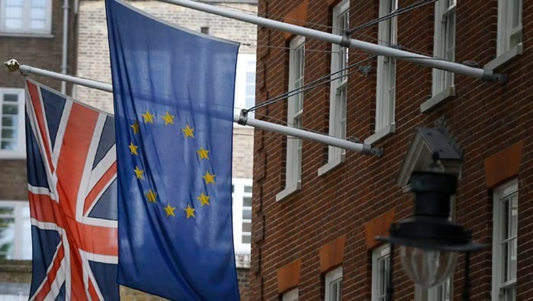 Európska únia možno nebude schopná splniť podmienky Británie.