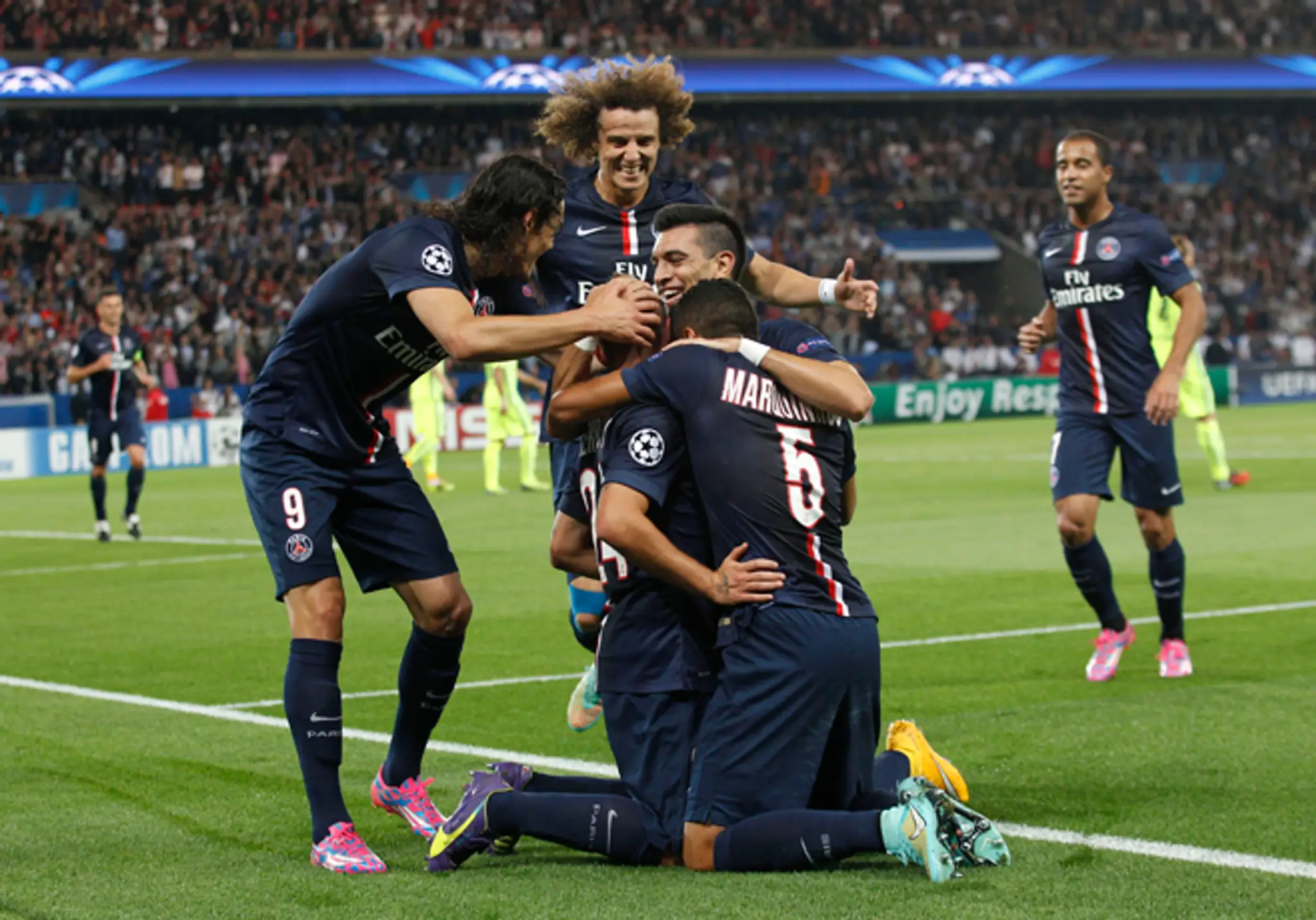 Marco Verratti z PSG sa teší po góle do siete FC Barcelona v LM.