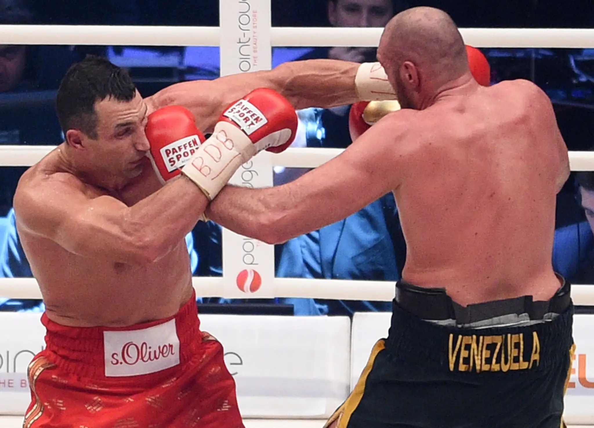 Zo súboja o šampióna ťažkej váhy Tyson Fury vs. Vladimir Kličko.