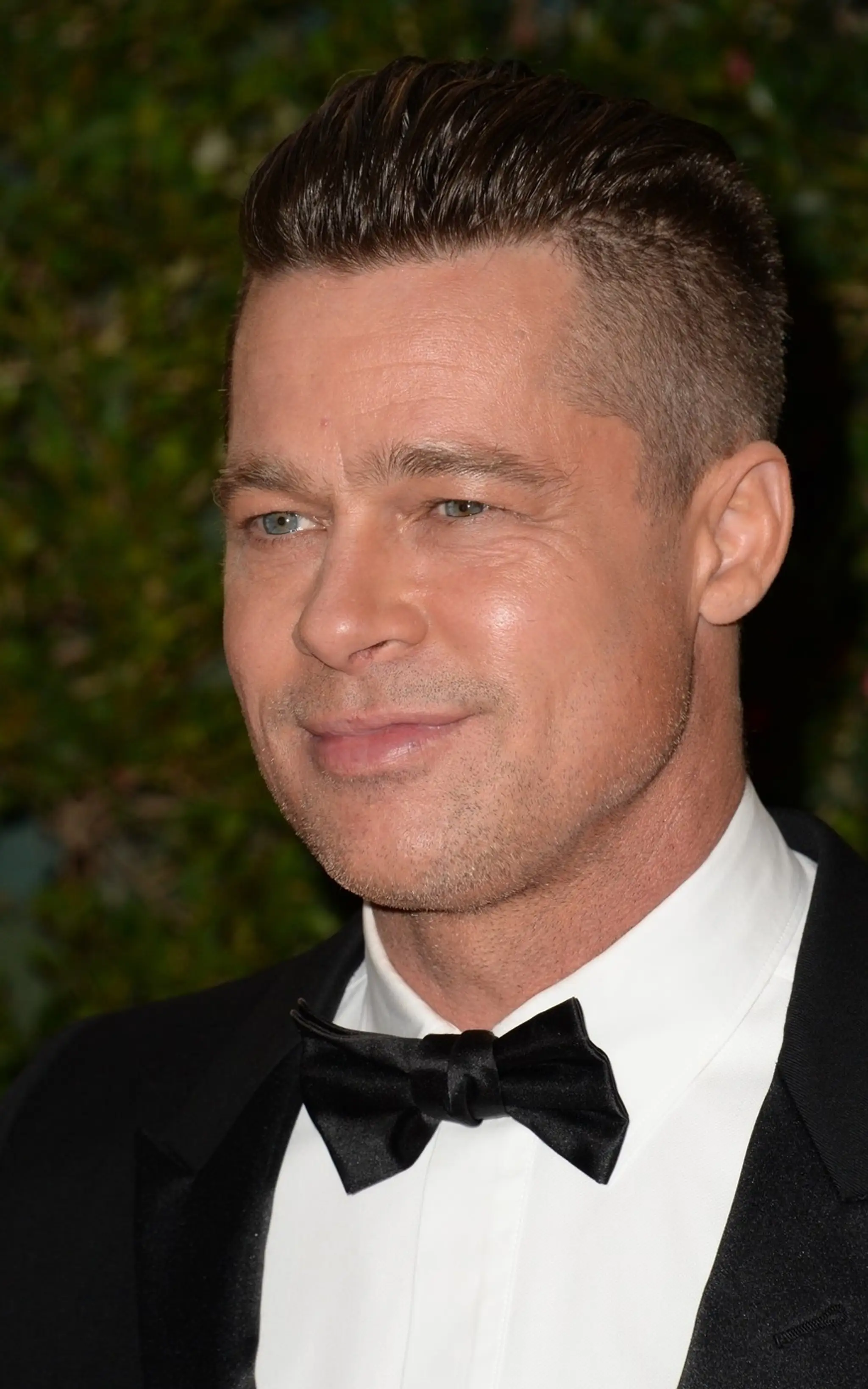 Brad Pitt je stále veľký fešák. 
