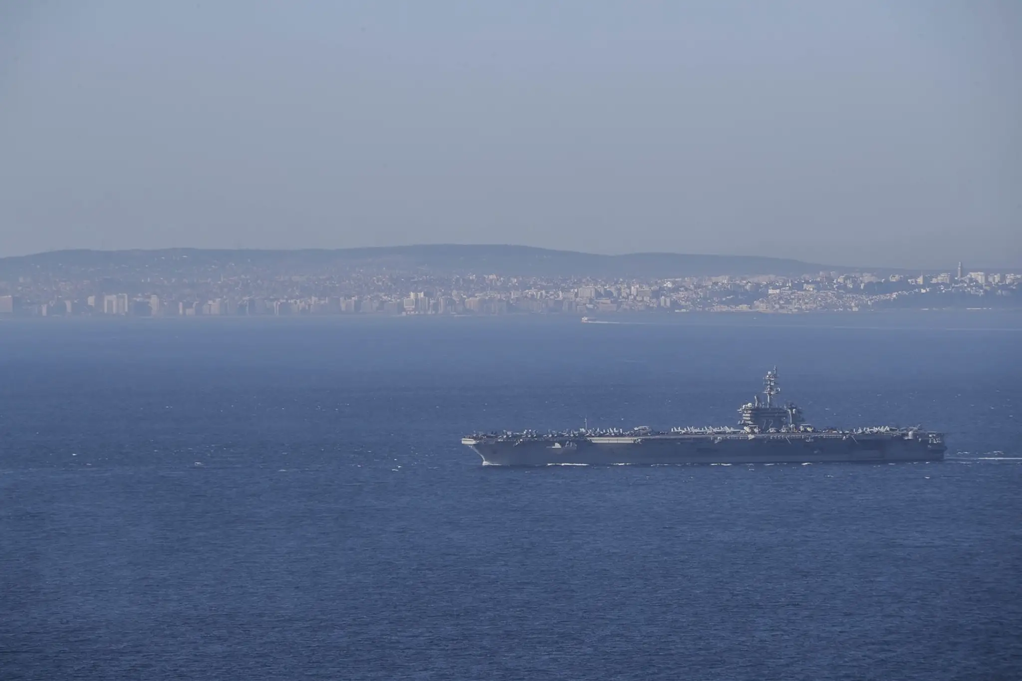 USS Abraham Lincoln. na mori.