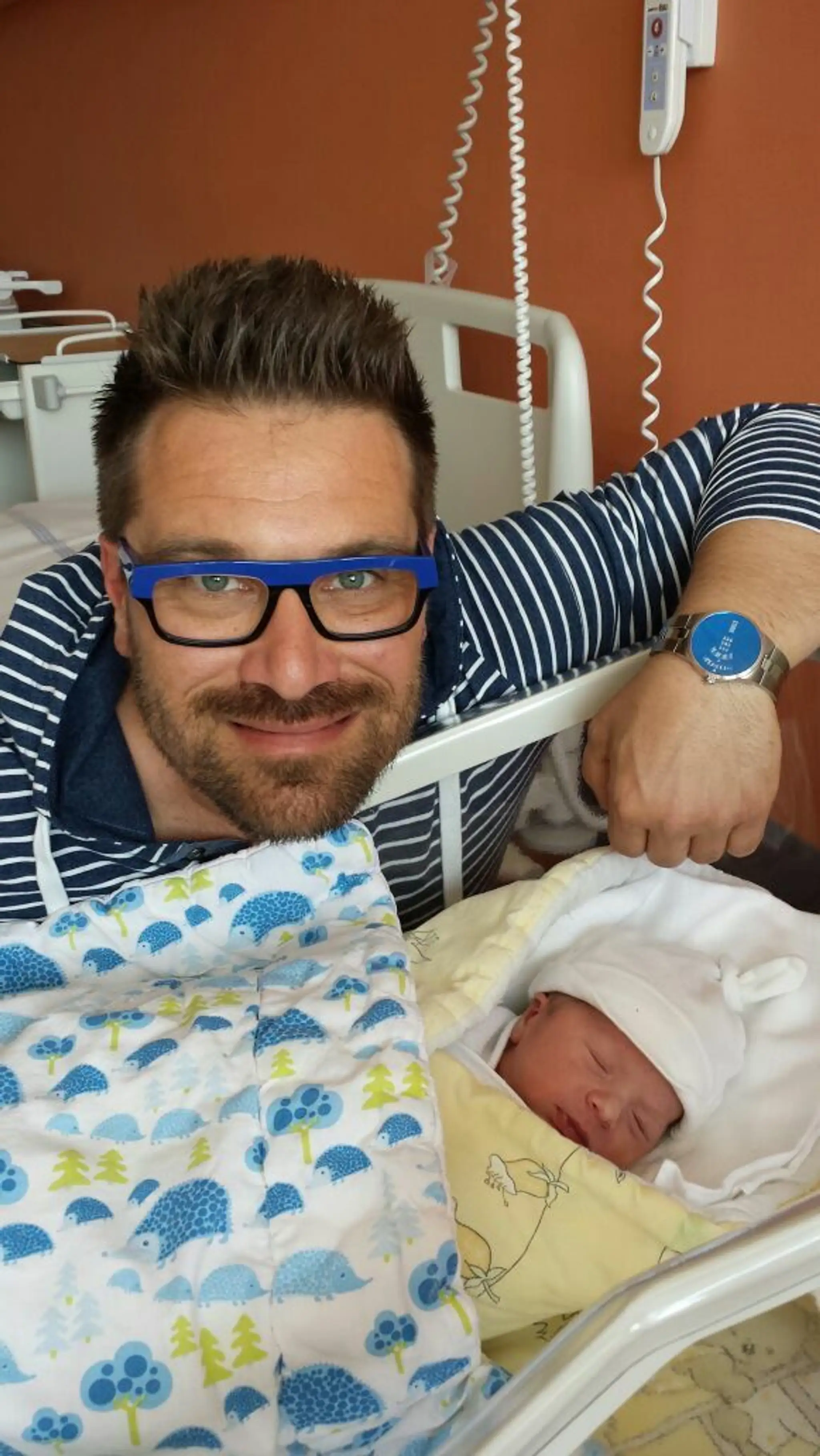Zoli z No Name so synom Zolim.