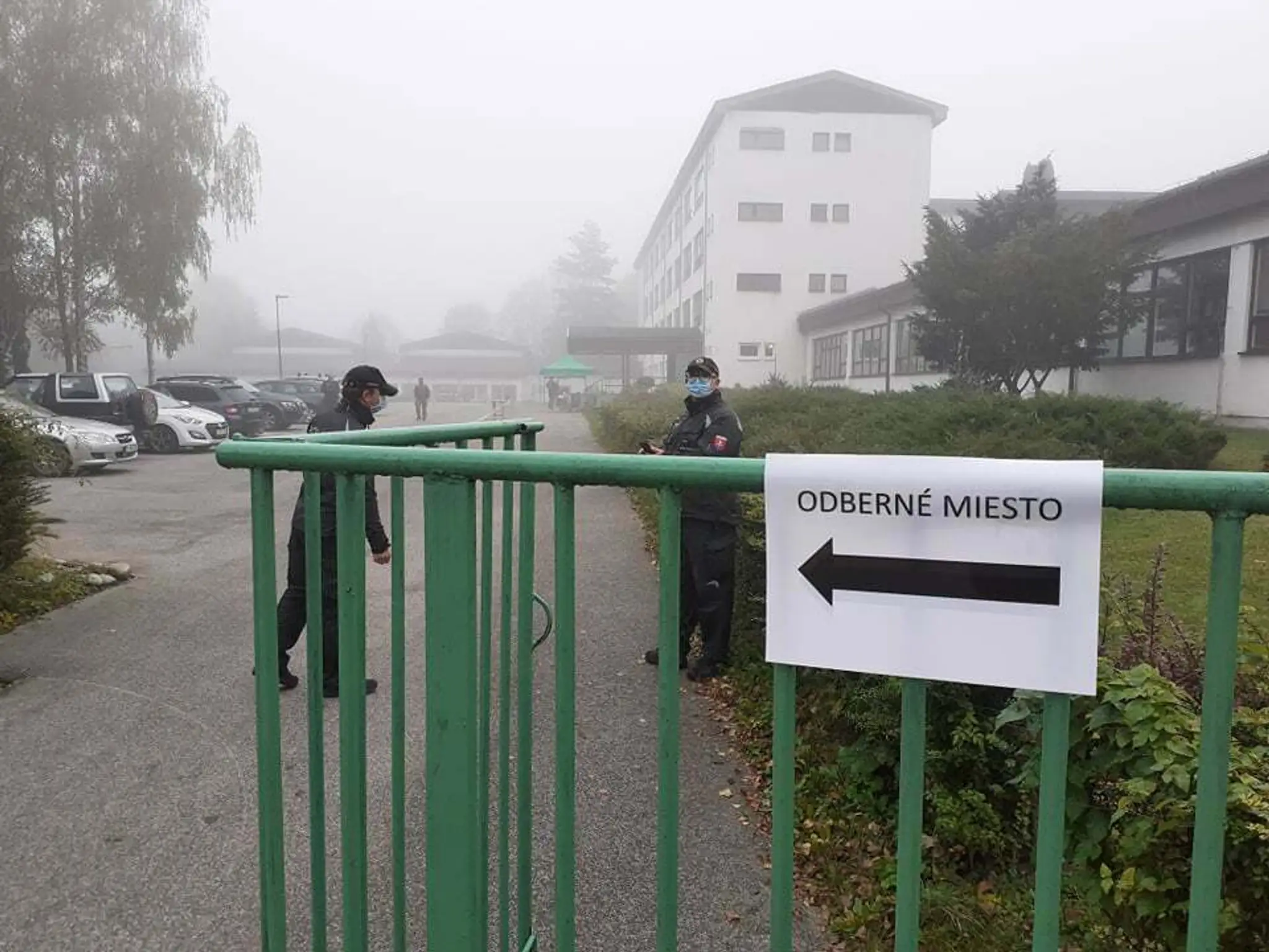 Nehoda na priecestí neďaleko obce Slovenské Nové Mesto