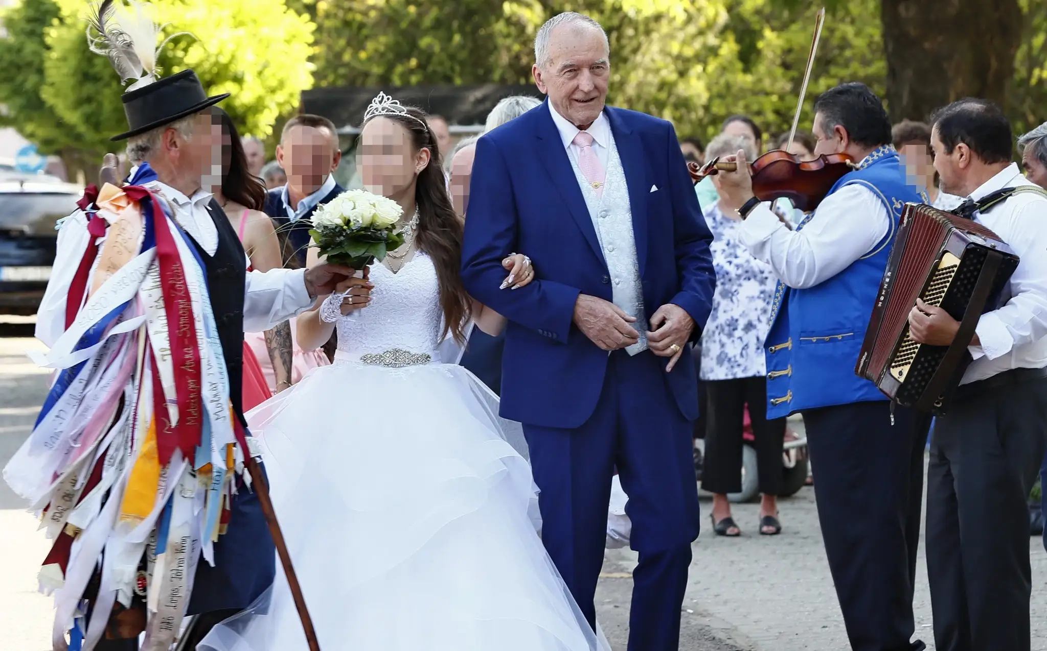 Starosta András Szabó s nevestou