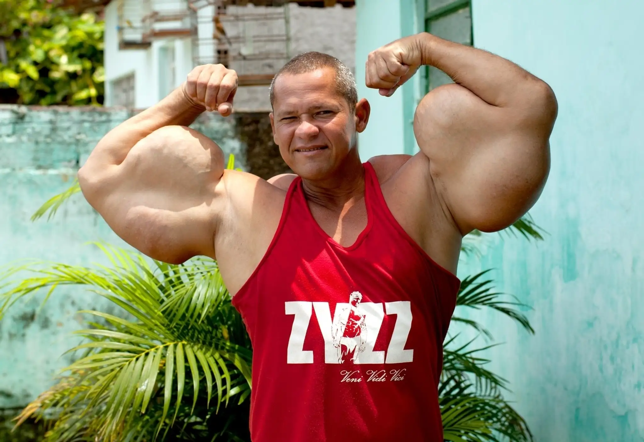 Arlindo de Souza má najväčšie bicepsy v Brazílii