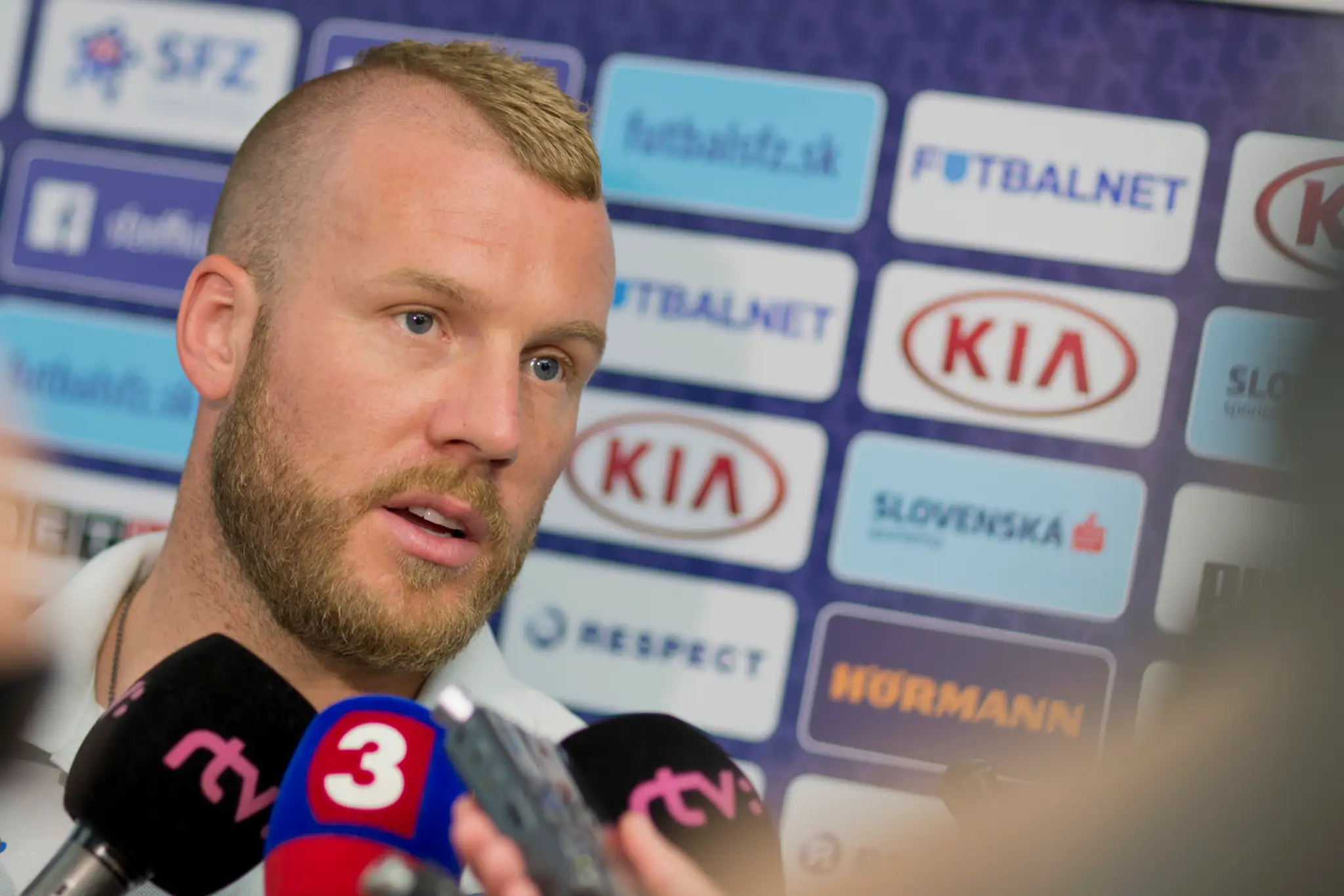 Adam Nemec na zraze pred kvalifikačným zápasom na EURO 2016 proti Macedónsku.