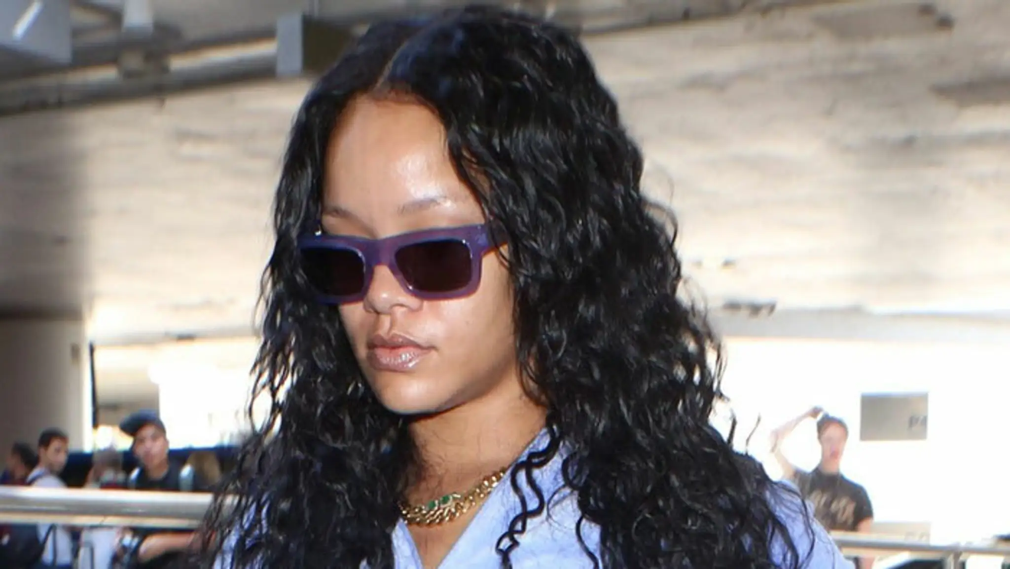 Rihanna na letisku v Los Angeles