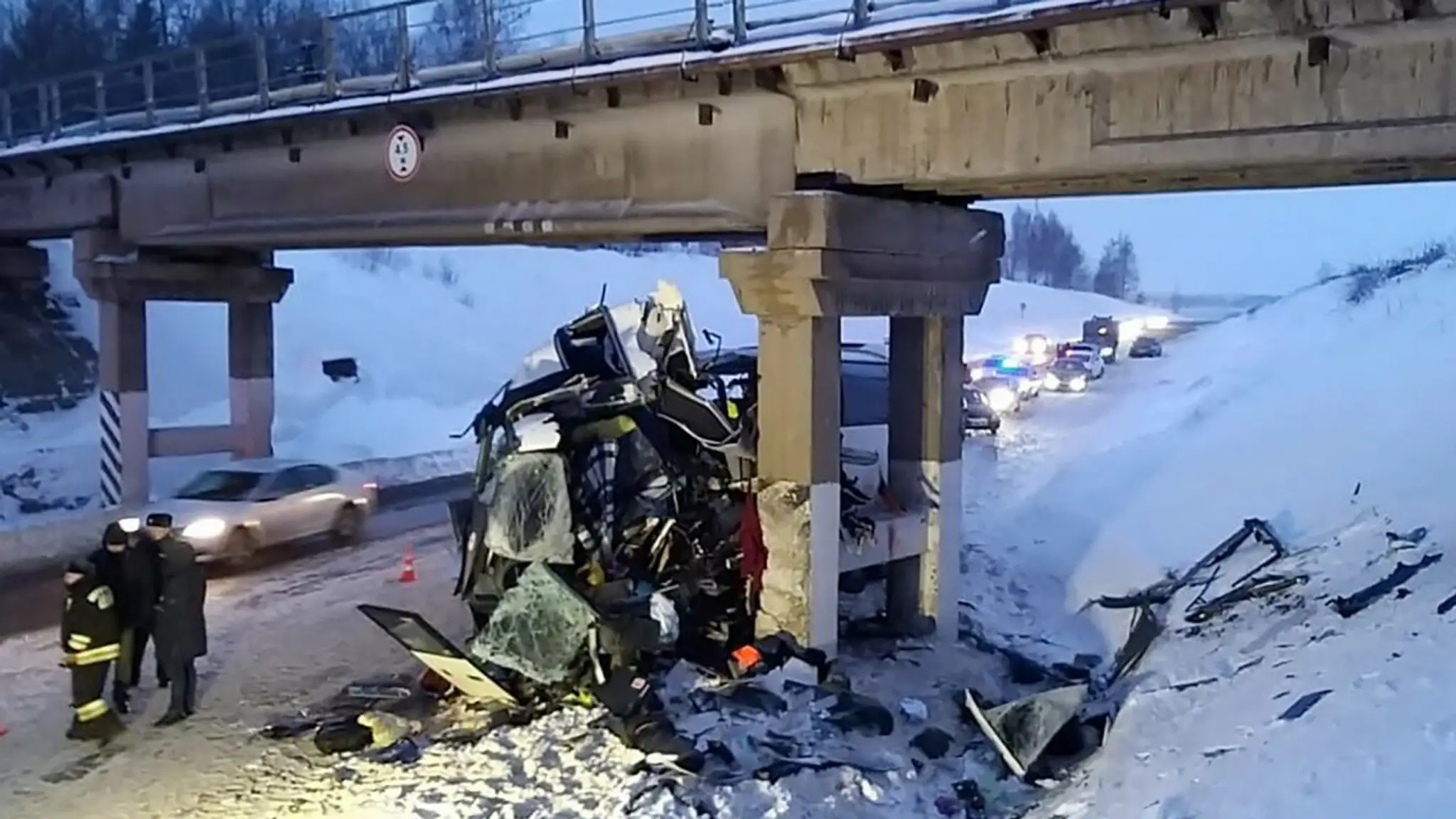 Pohľad na autobus po nehode