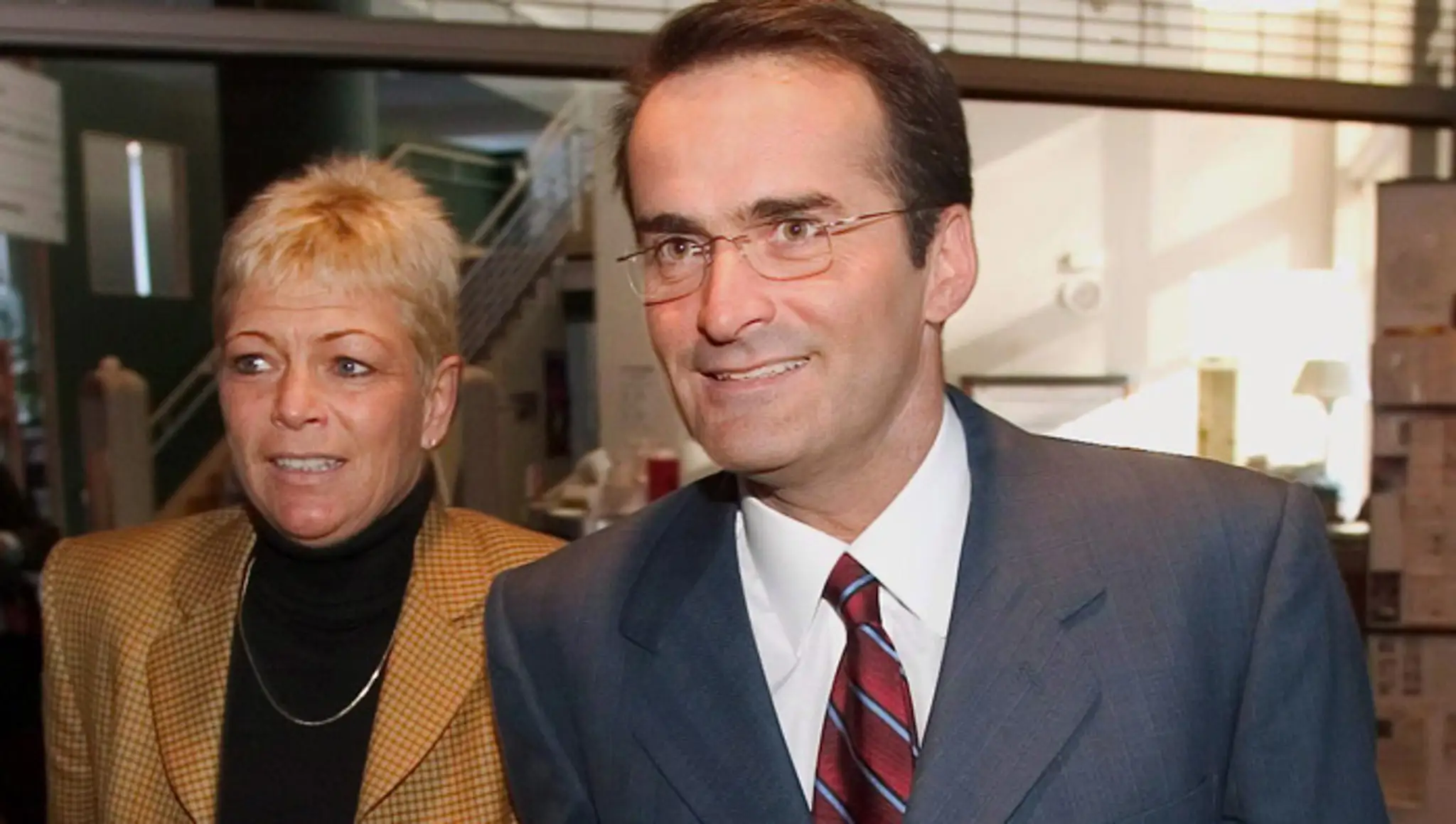 bývalý kanadský minister dopravy Jean Lapierre.