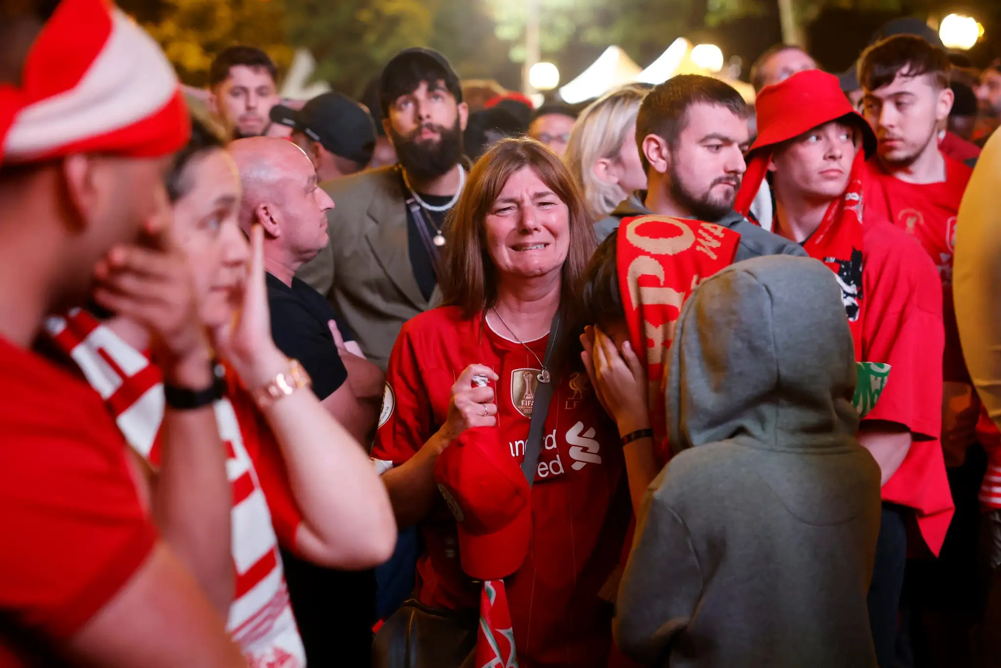 Fanúšikovia FC Liverpool.