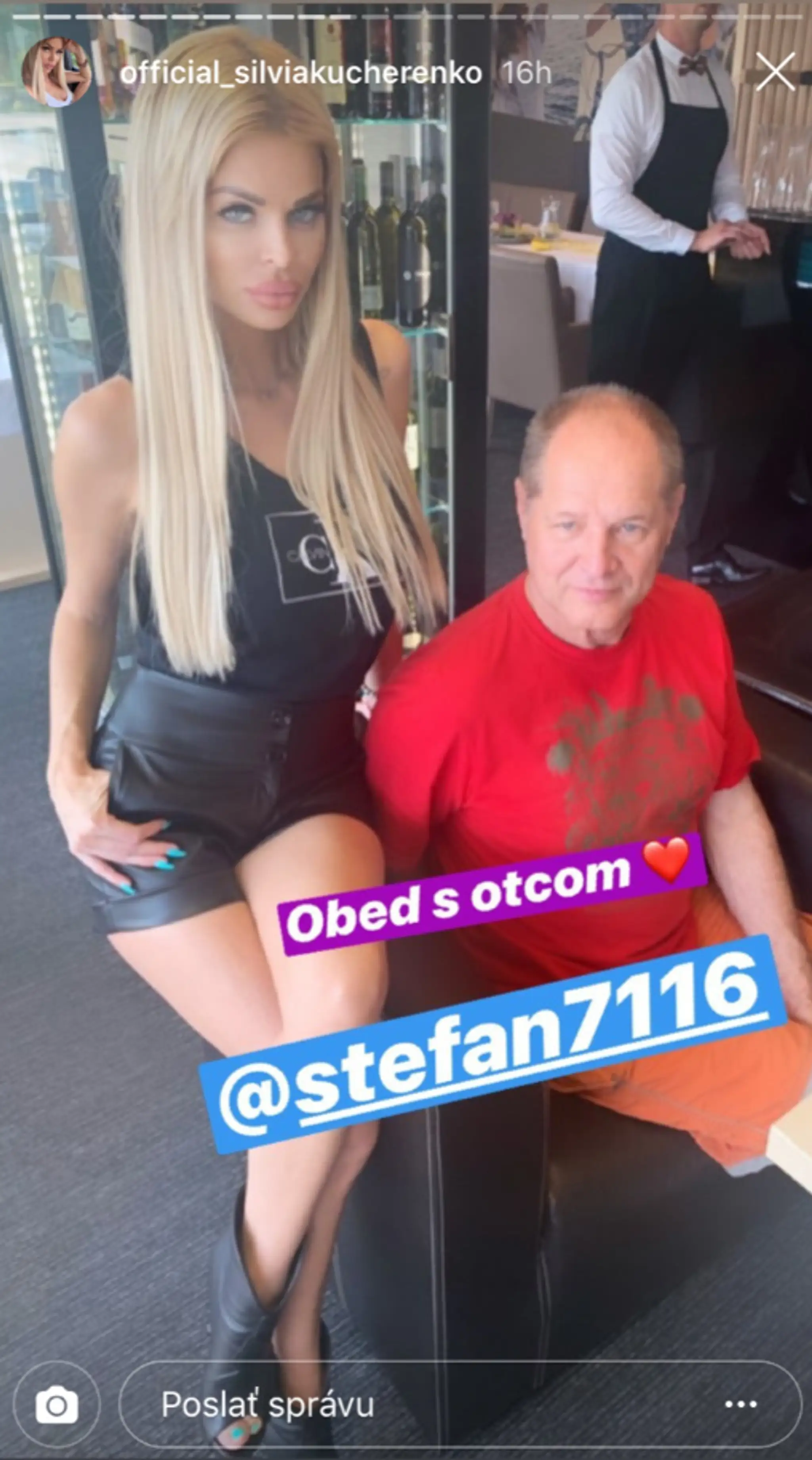 Švajčiar Sven Andrighetto oslavuje gól vo štvrťfinále MS 2019 proti Kanade.