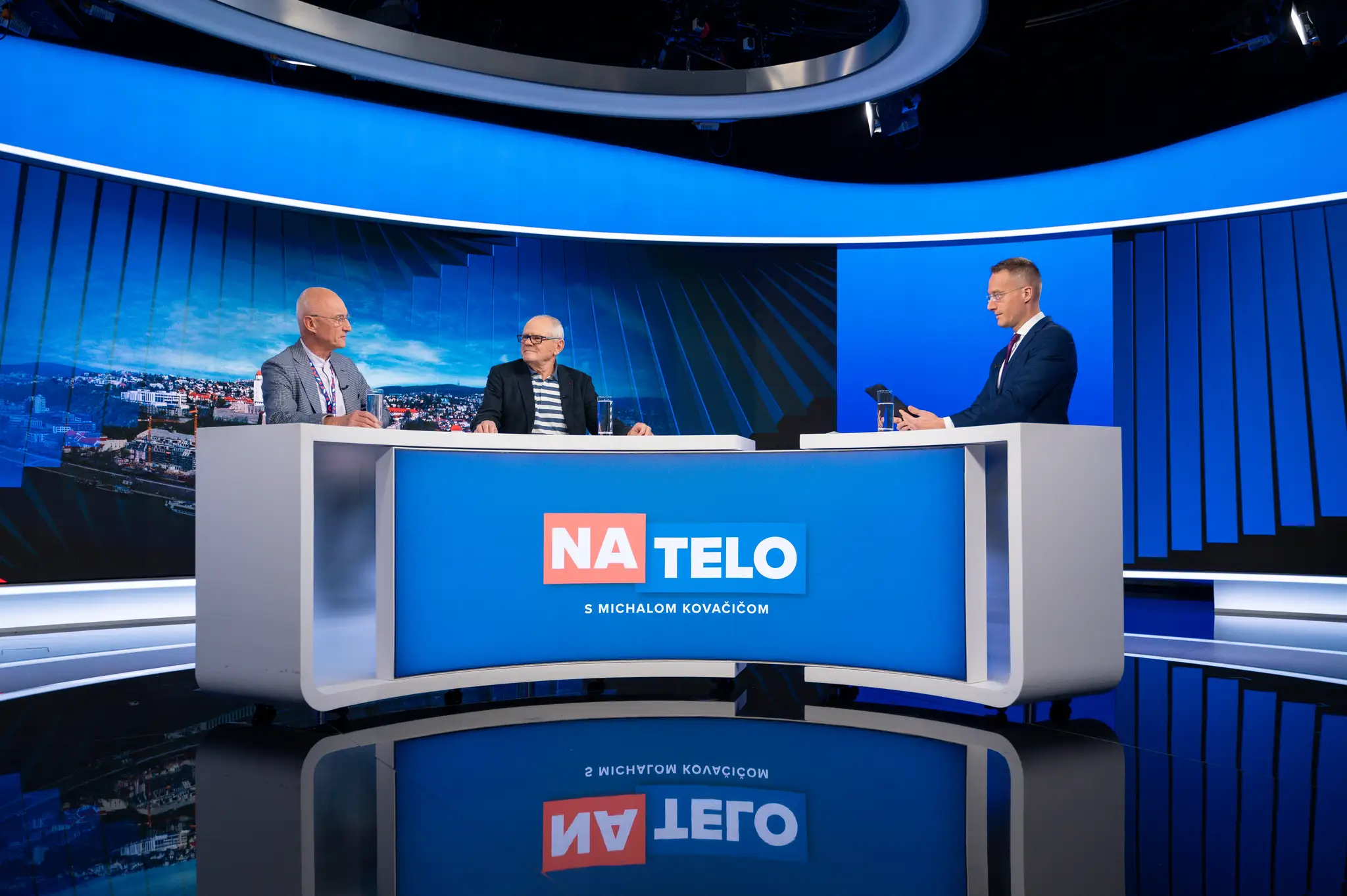 Jozef Banáš a Milan Kňažko v Na telo