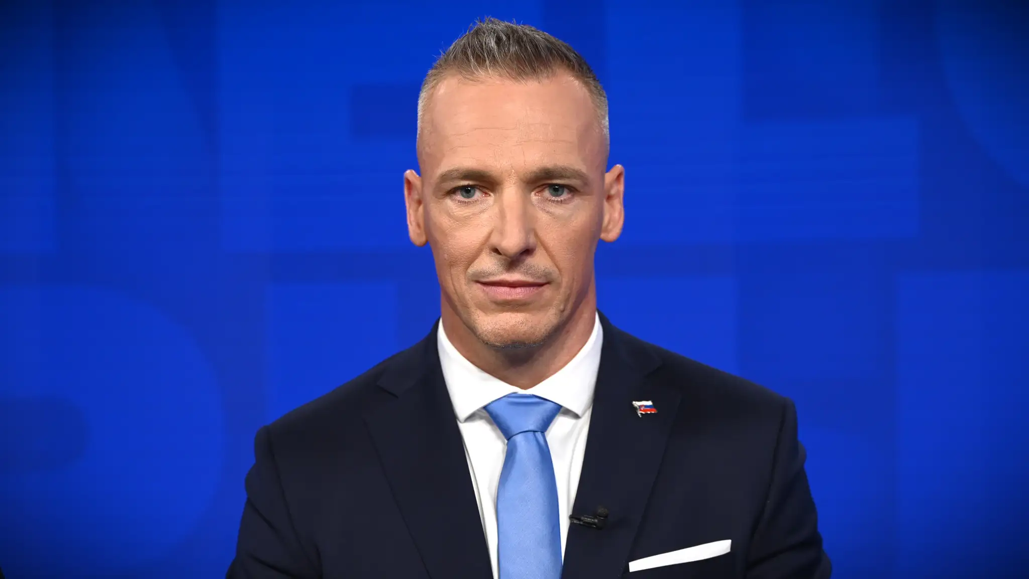 Peter Krajčírovič.