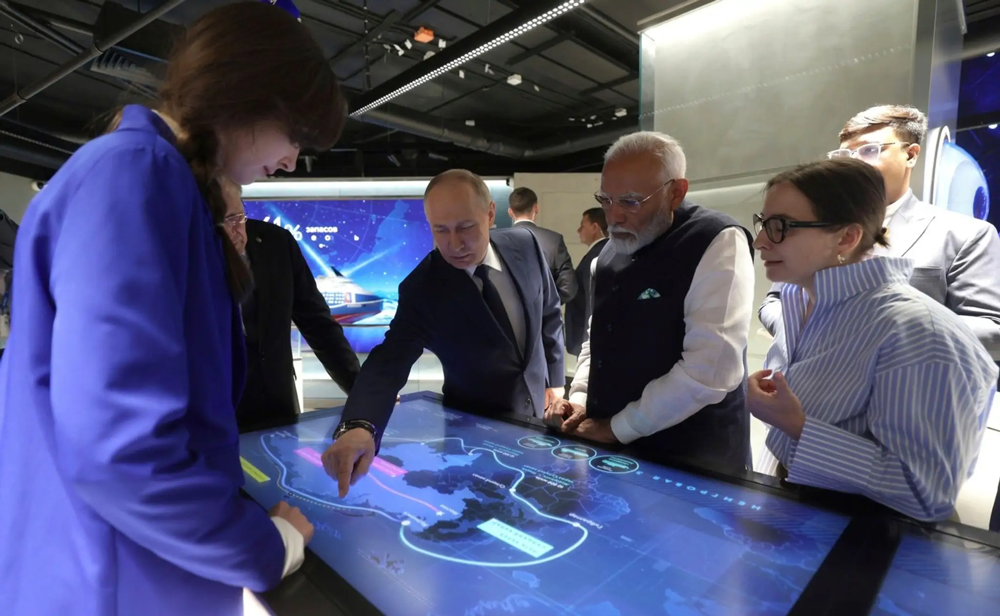 Vladimir Putin a Nárendra Módí na archívnej snímke z roku 2019.