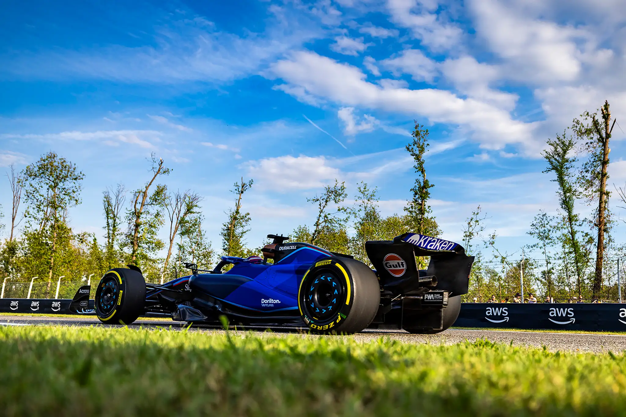 Alexander Albon na svojom monoposte.