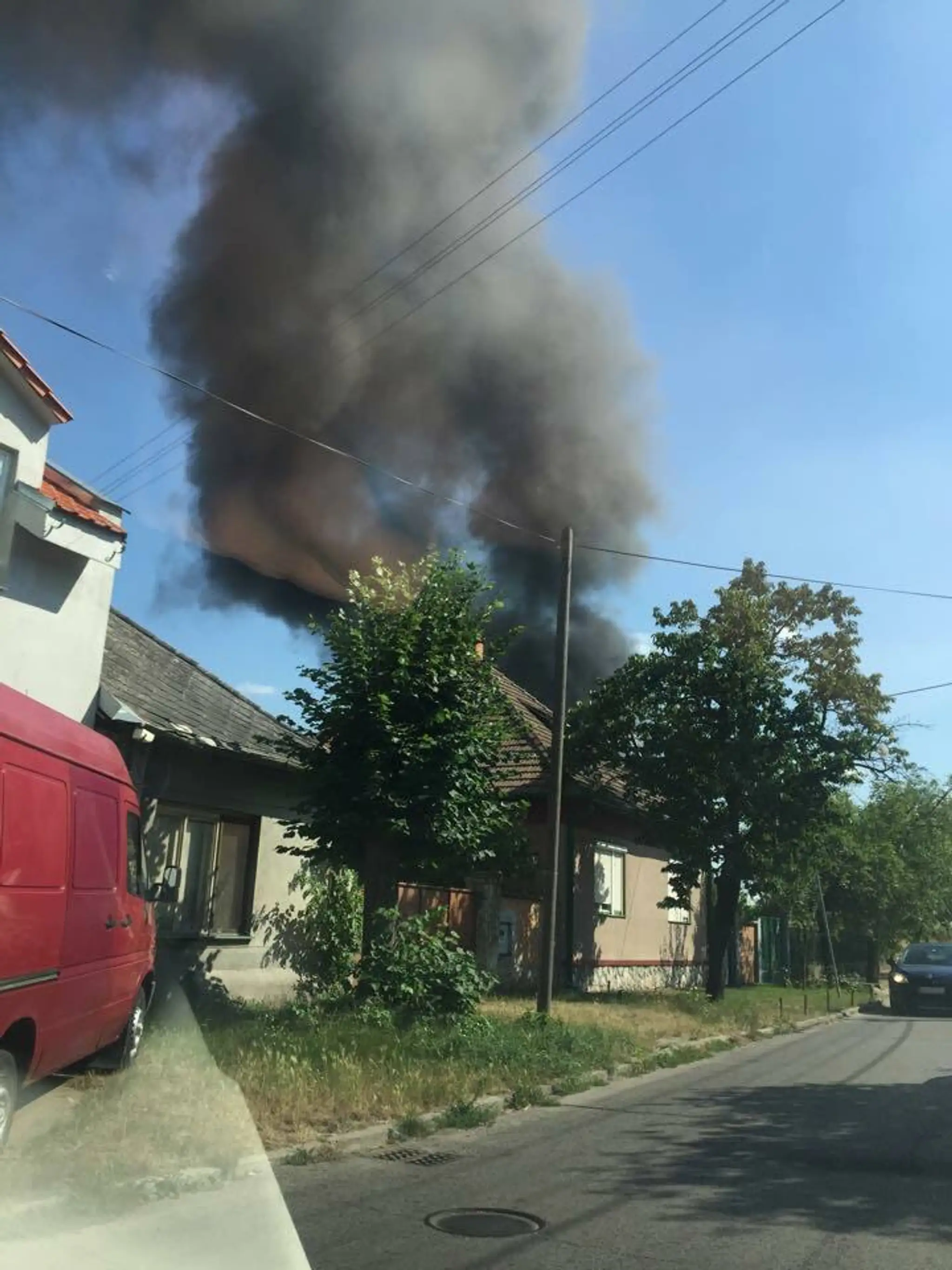 Požiar v Senci