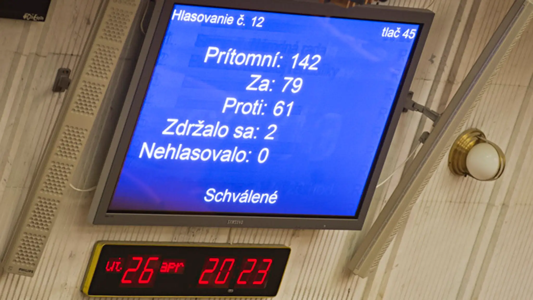 Výsledok hlasovania o dôvere vlády SR počas druhej schôdze Národnej rady SR.