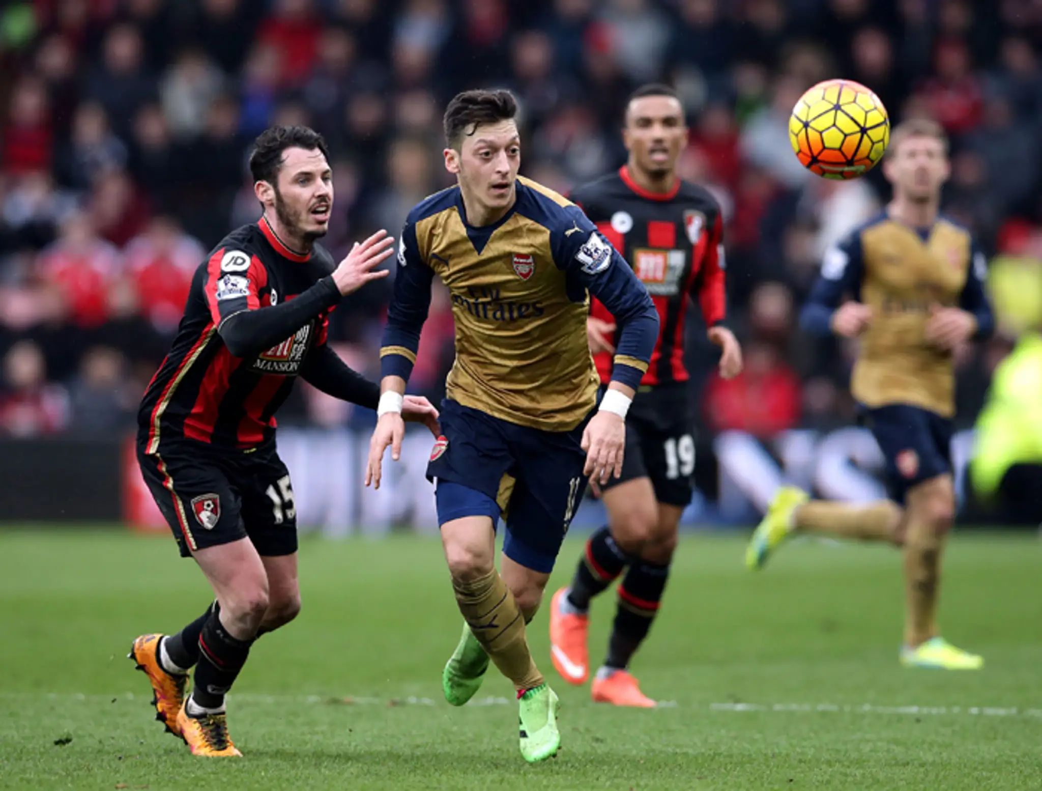 Hráč Arsenalu Mezut Özil.