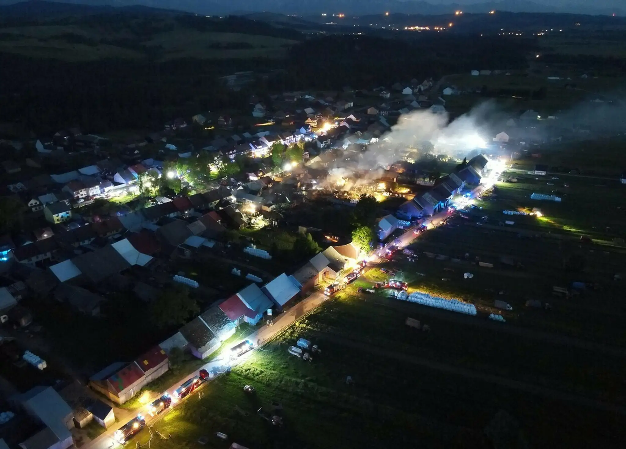 Požiar v poľskej obci Nowa Biala.