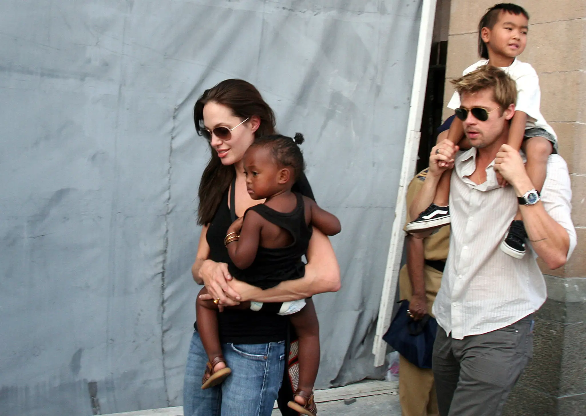 Brad_Pitt-Angelina_Jolie-Divorce530594366218.jpg