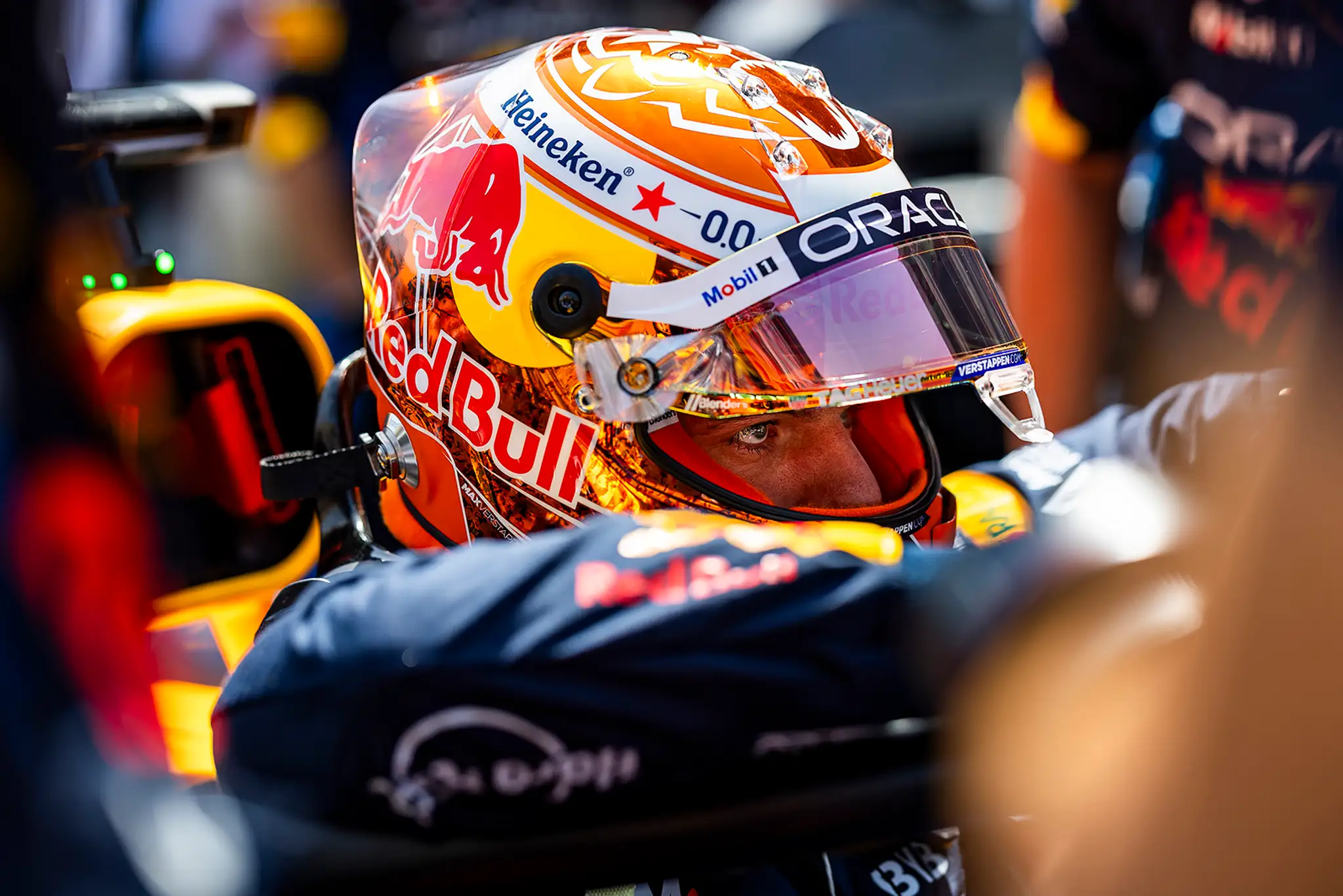 Keby Max Verstappen videl túto snímku, azda by aj menil profilovú fotku.
