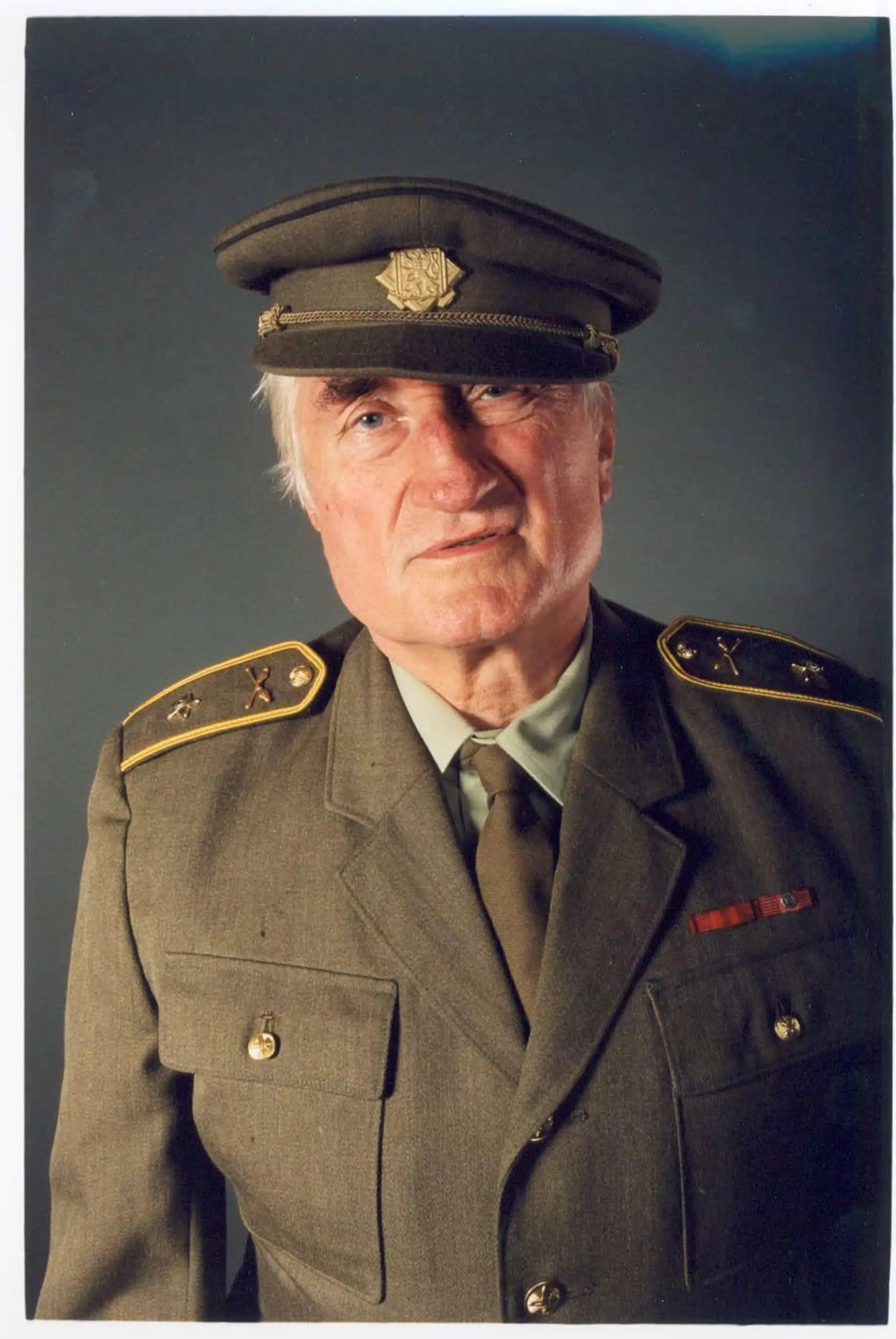 Pavel Landovský vo filme Čierni baróni.