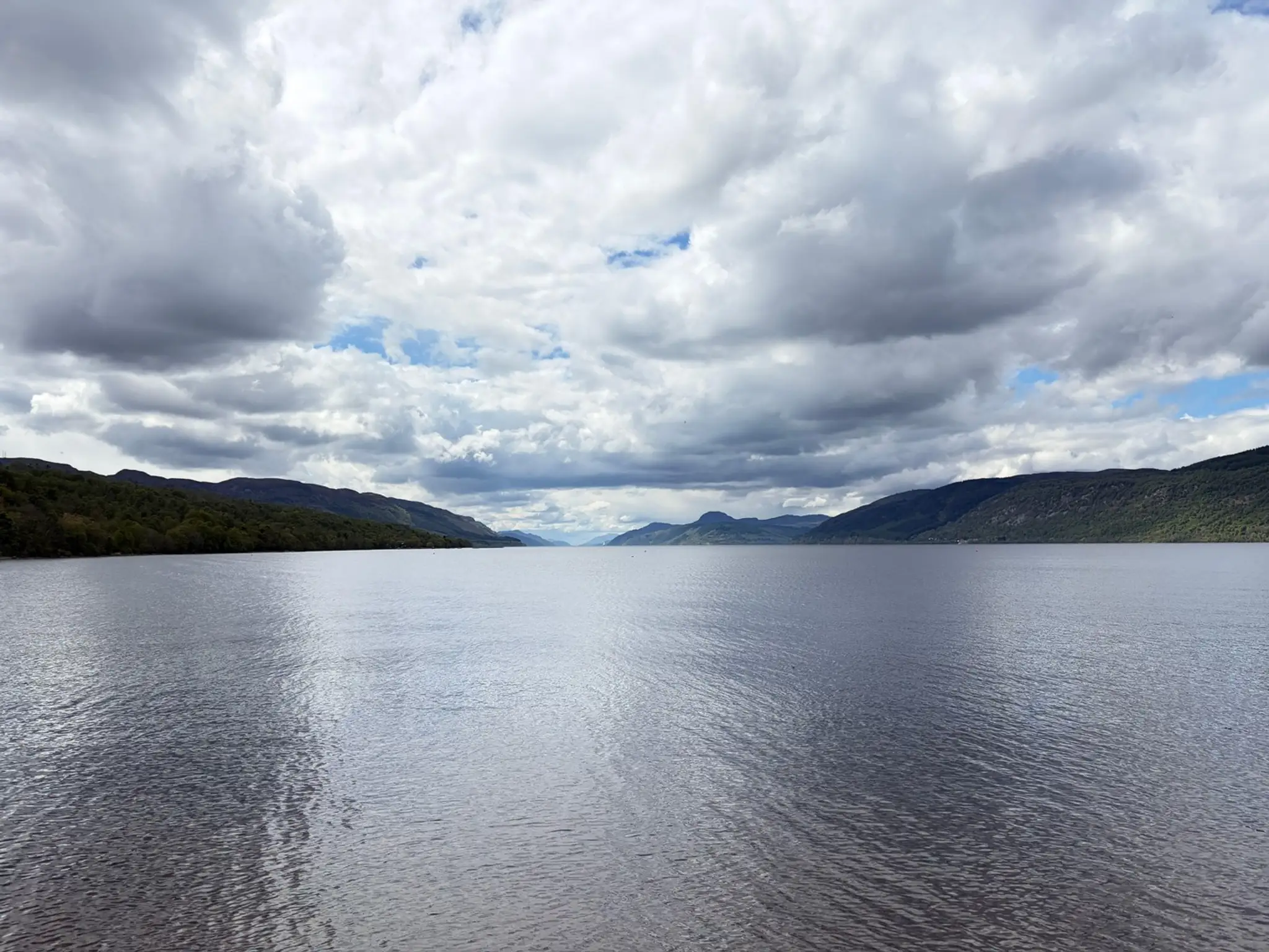Jazero Loch Ness.