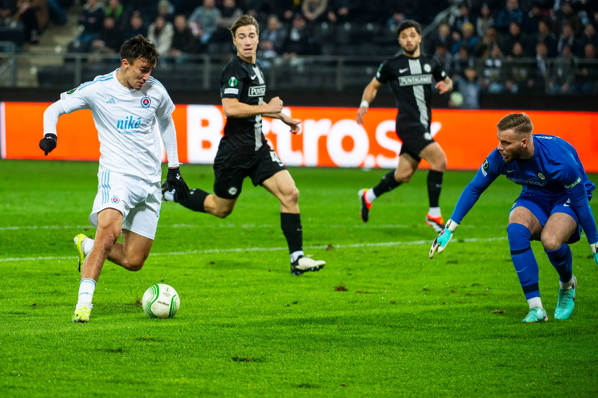 Sturm Graz - ŠK Slovan Bratislava.