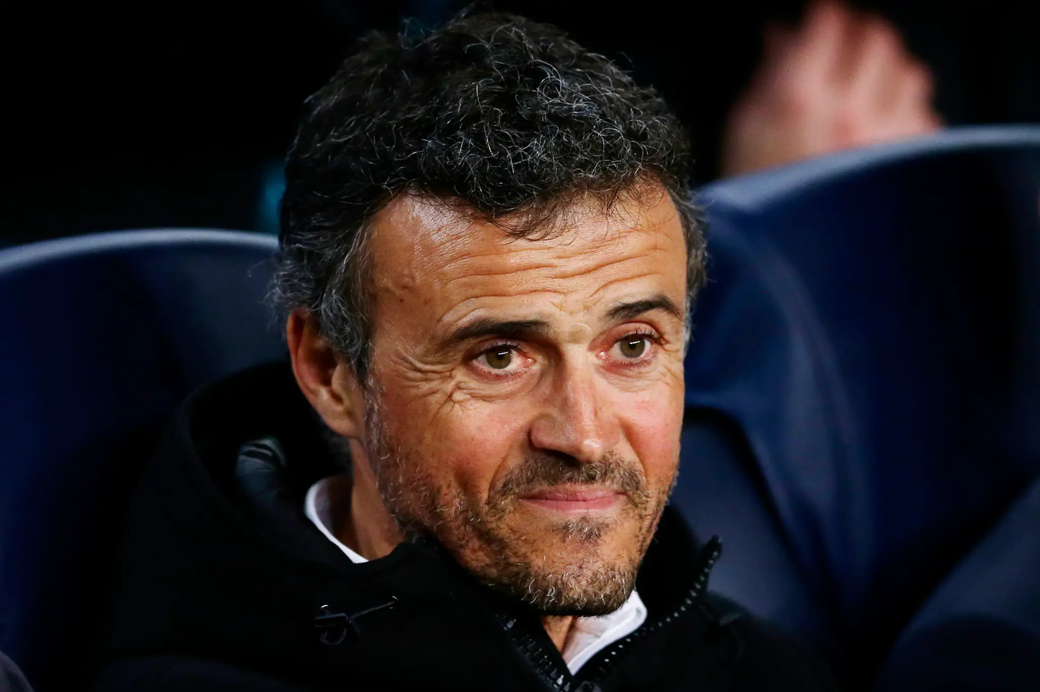 Kouč Barcelony Luis Enrique počas odvety osemfinále LM proti PSG.
