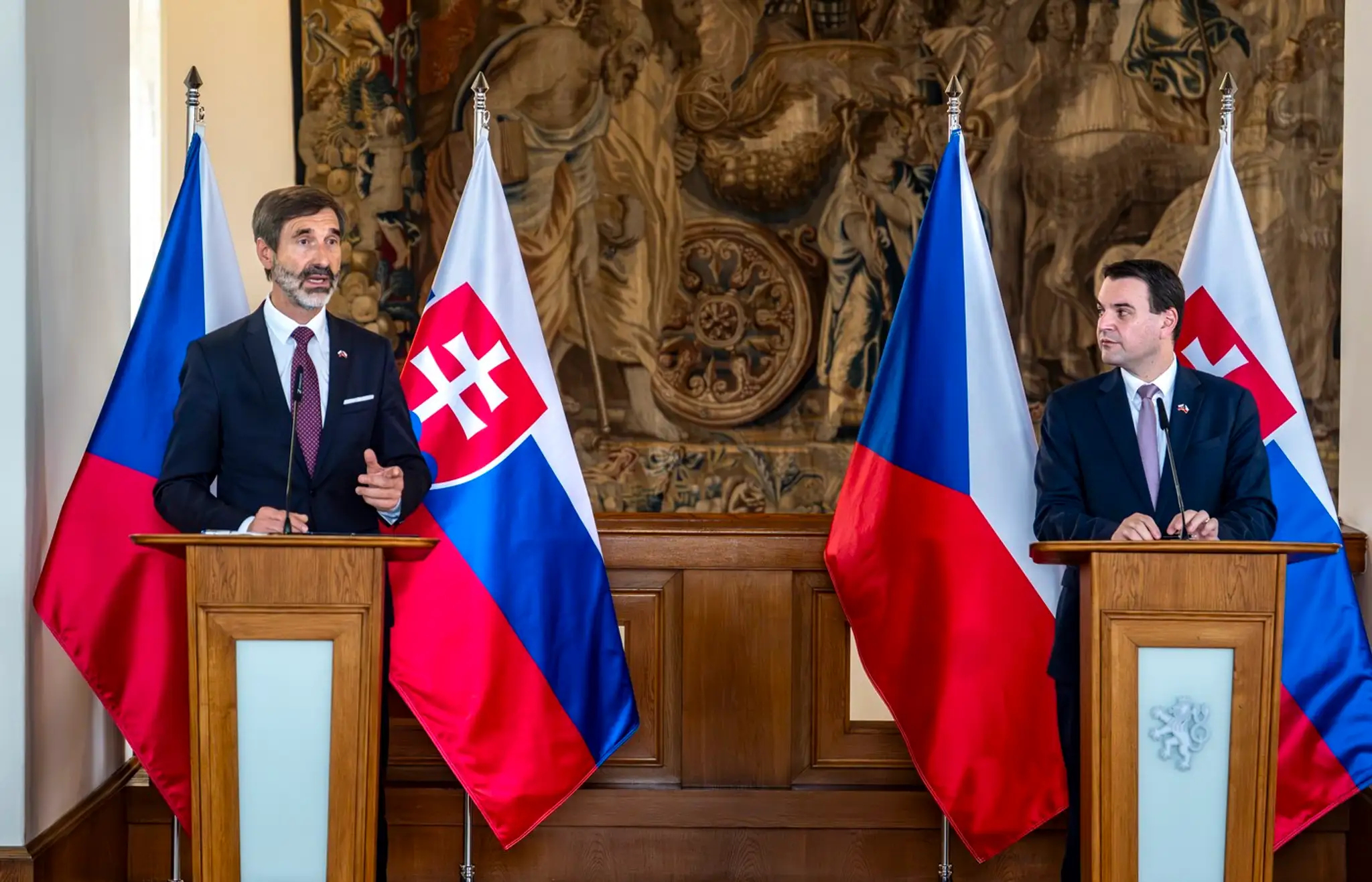 Tlačová konferencia k rokovaniu ministrov zahraničných vecí Česka a Slovenska Petra Macinku a Juraja Blanára.