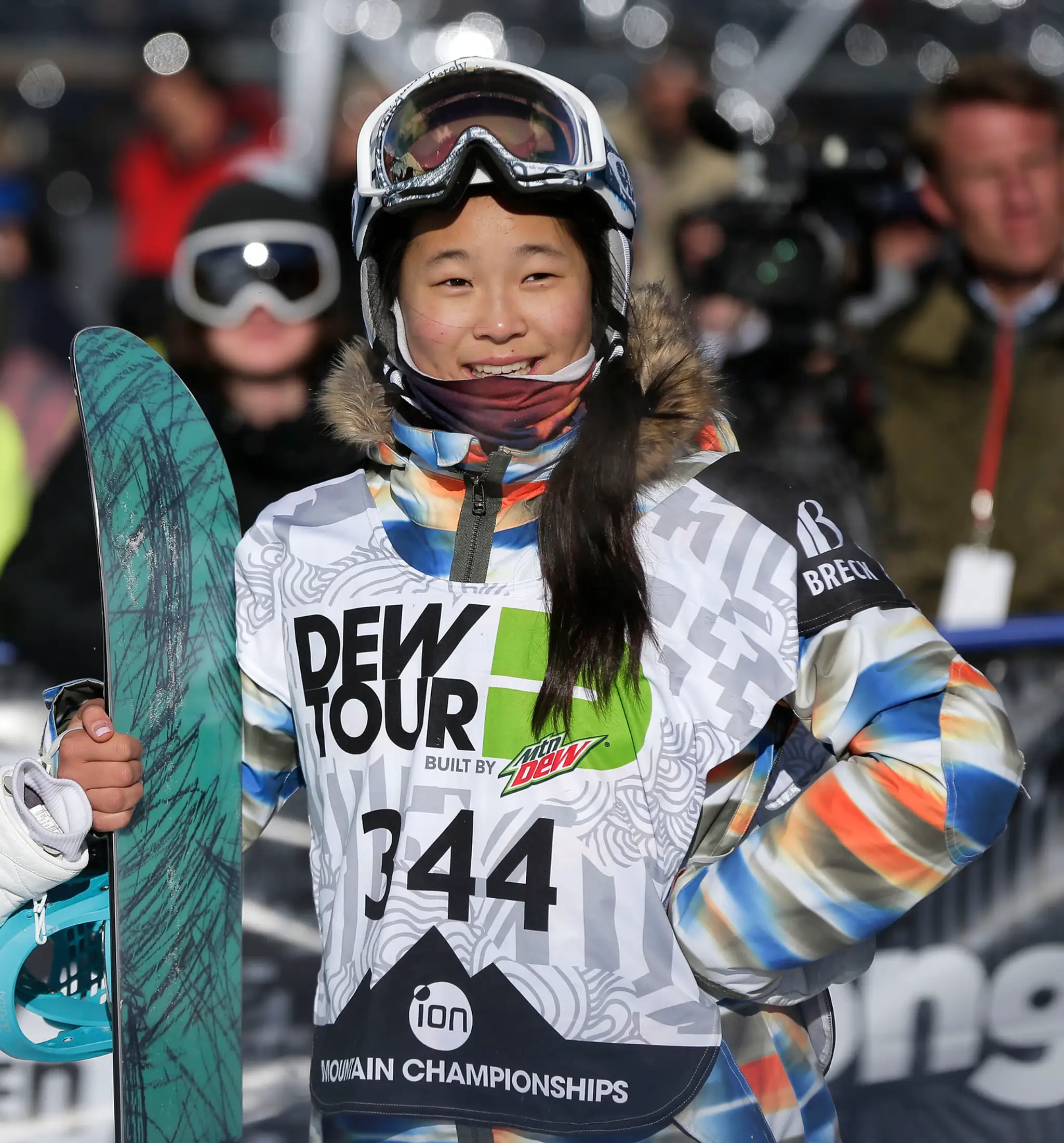 Francúzska snoubordistka Tess Ledeuxová počas finále big air na Winter X Games.