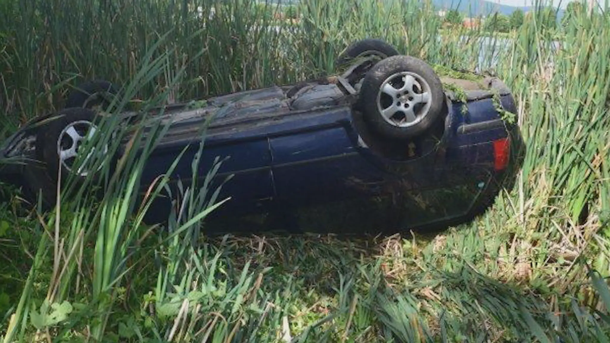Nehoda medzi Malými Kozmálovcami a Tlmačmi