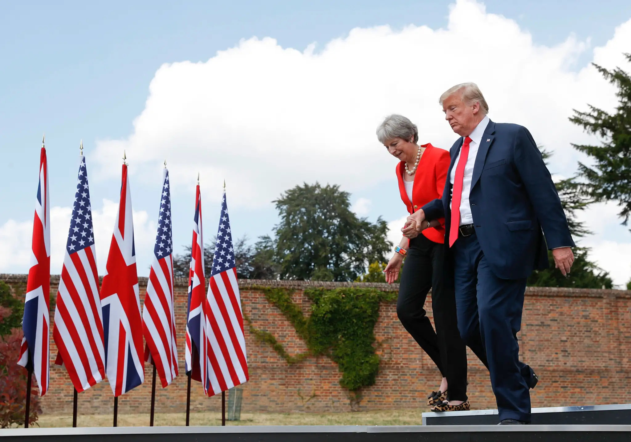 Donald Trump a Theresa Mayová.