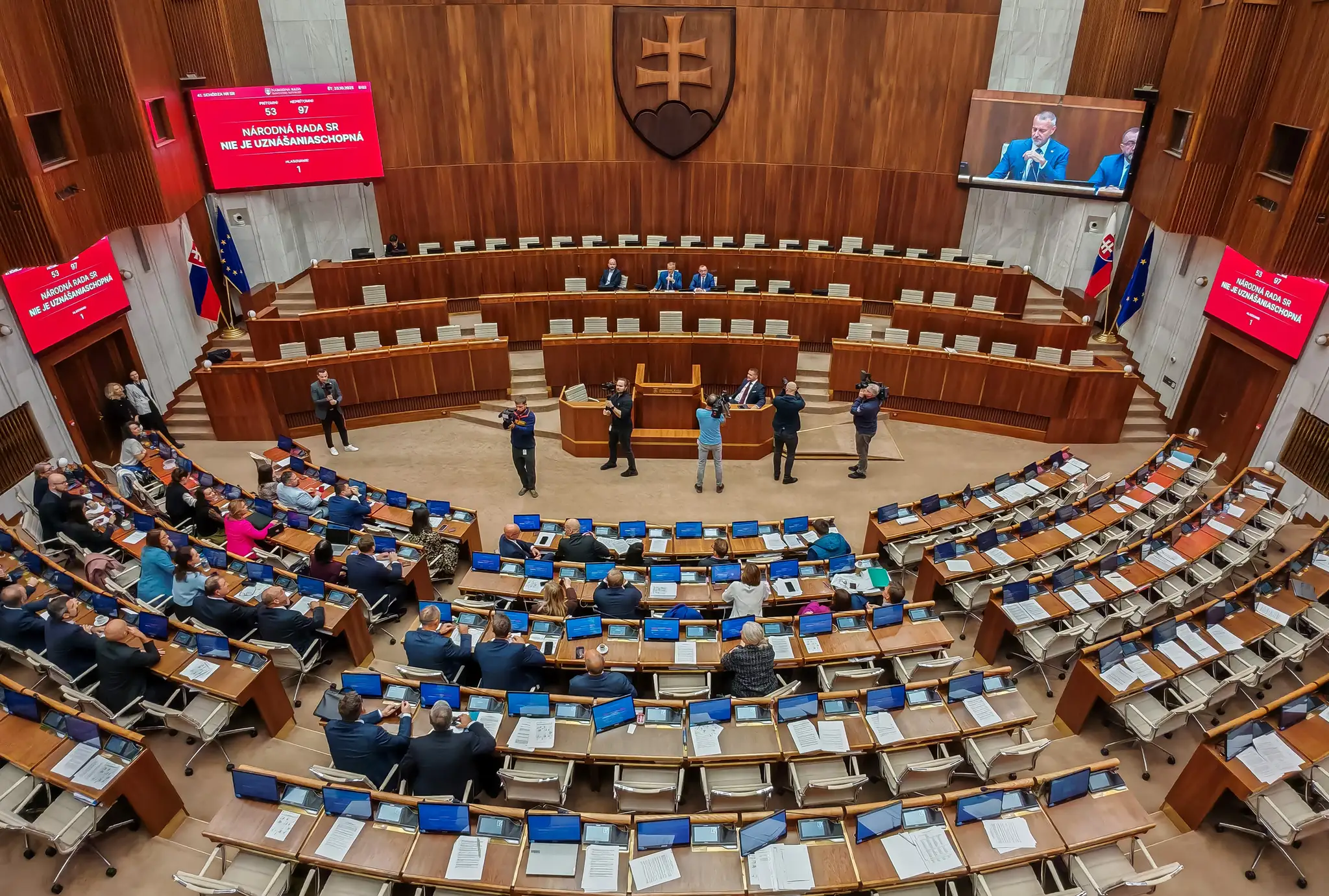Na snímke plénum Národnej rady SR počas rokovania 40. schôdze.