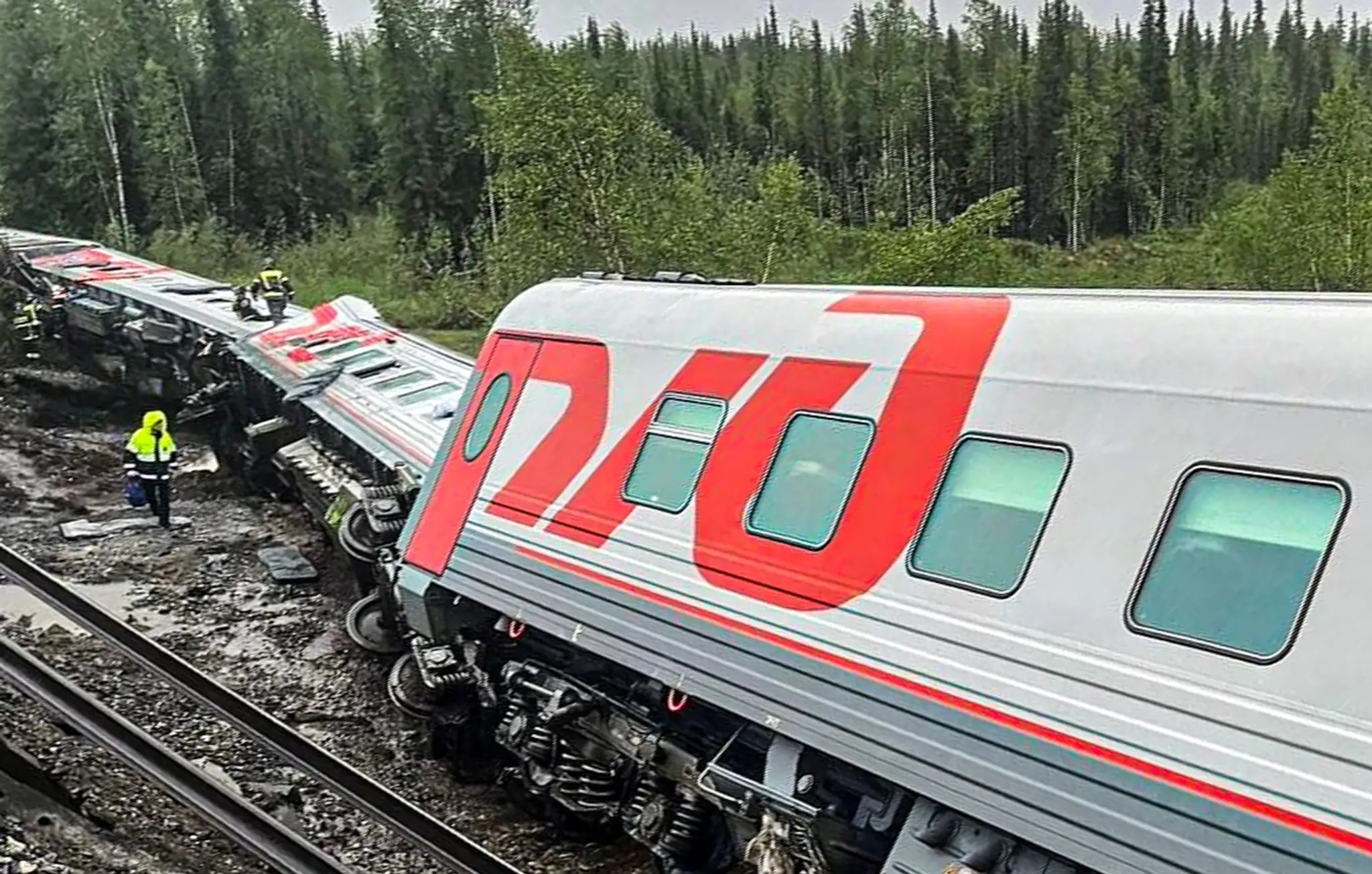 V Rusku sa vykoľajil vlak.