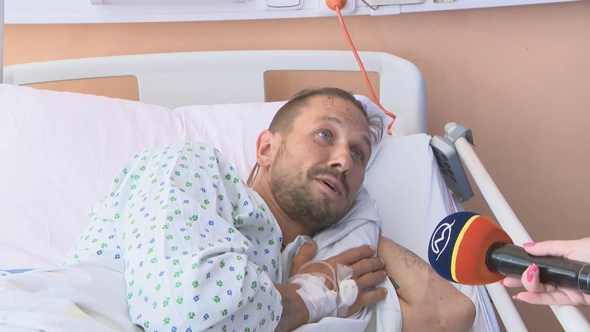 Preživší po vyčíňaní Tornáda na južnej Morave